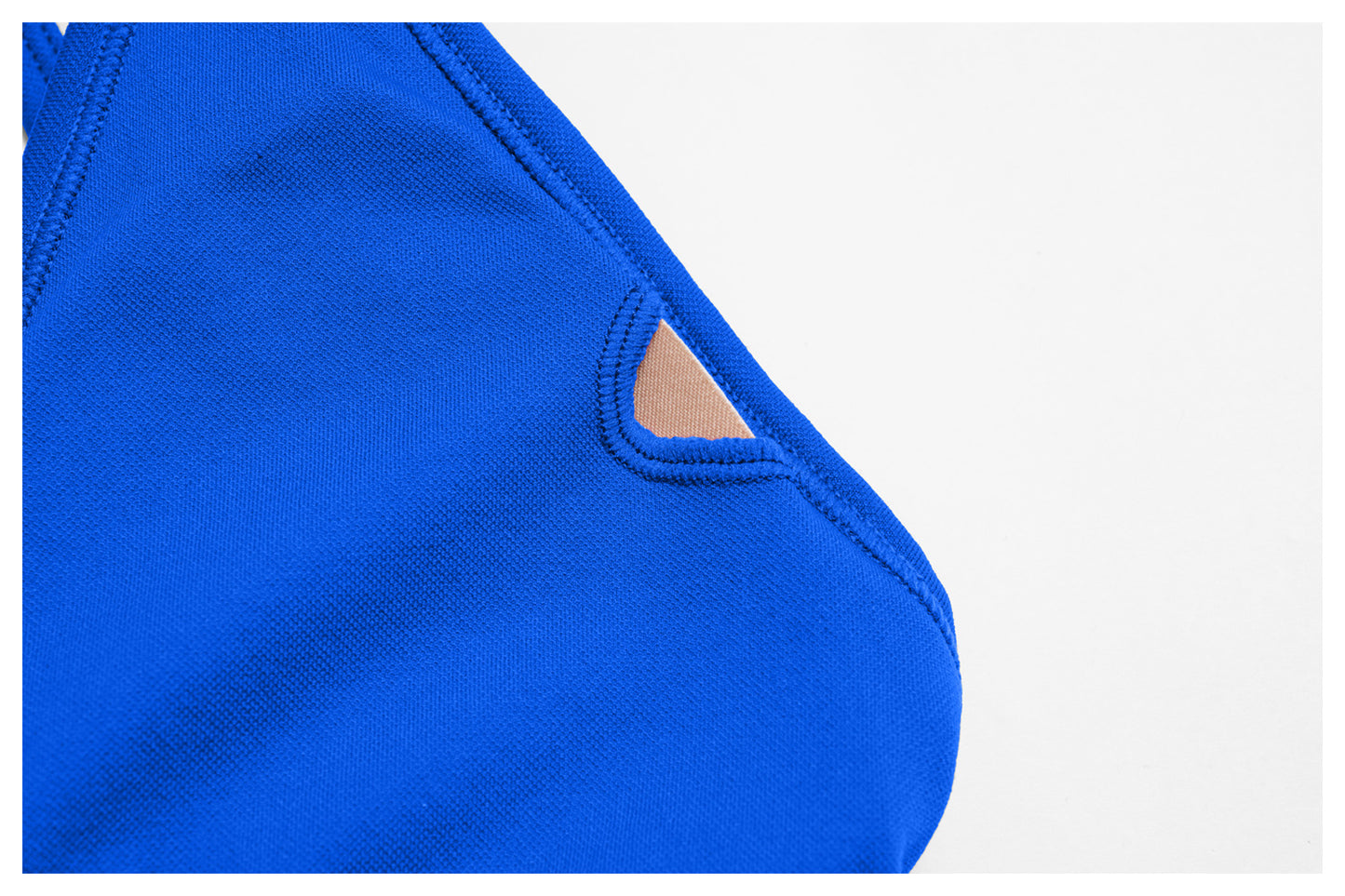 03/2026  Wholesale FOUREGG High-elastic running tracksuit with cross-back design, tight-fitting fitness wear, seamless yoga set for women, 5518