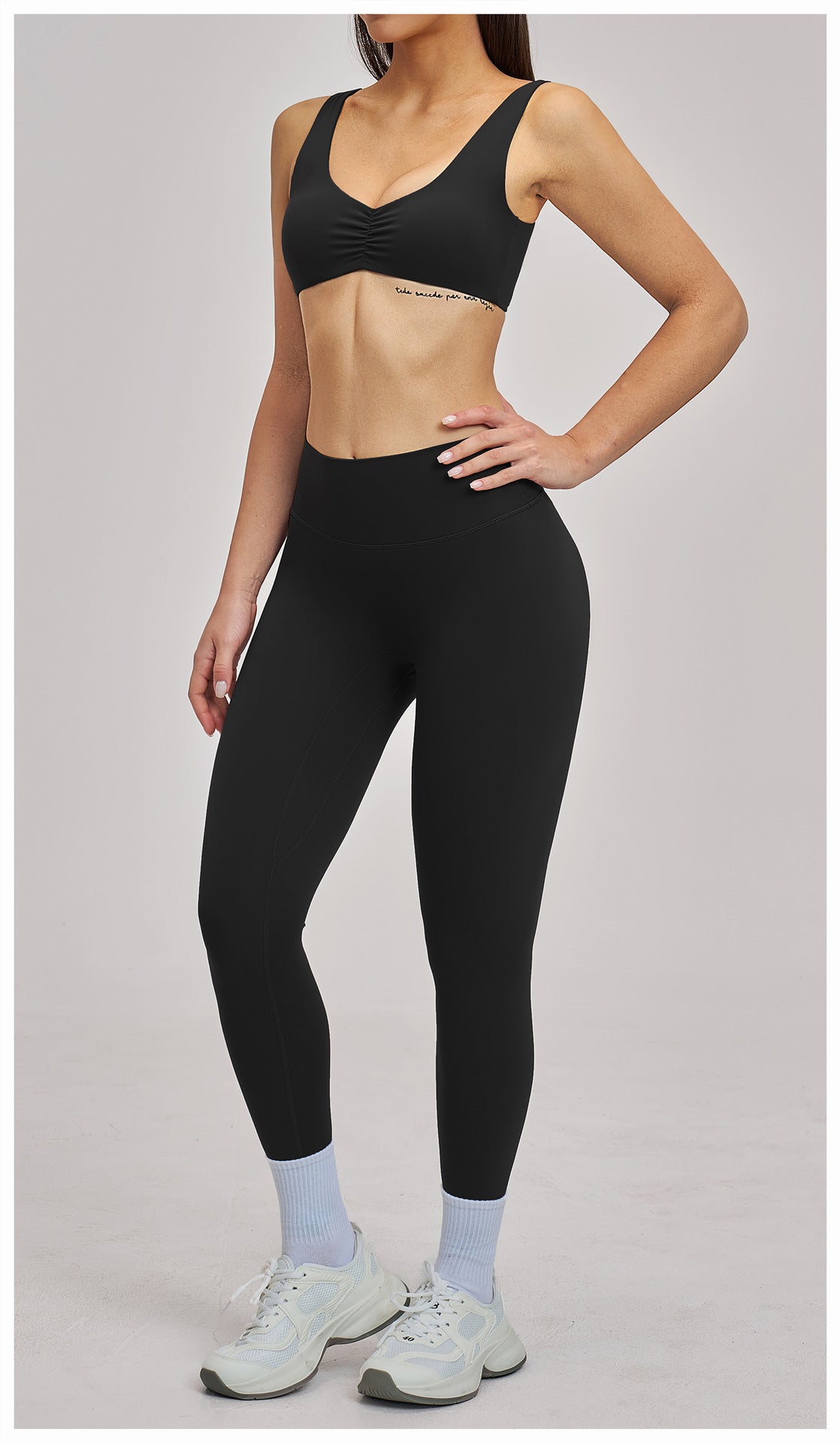 03/2026 Rugged sports bra with sexy back for yoga, gathers during exercise, suitable for running and fitness. Price: 4520