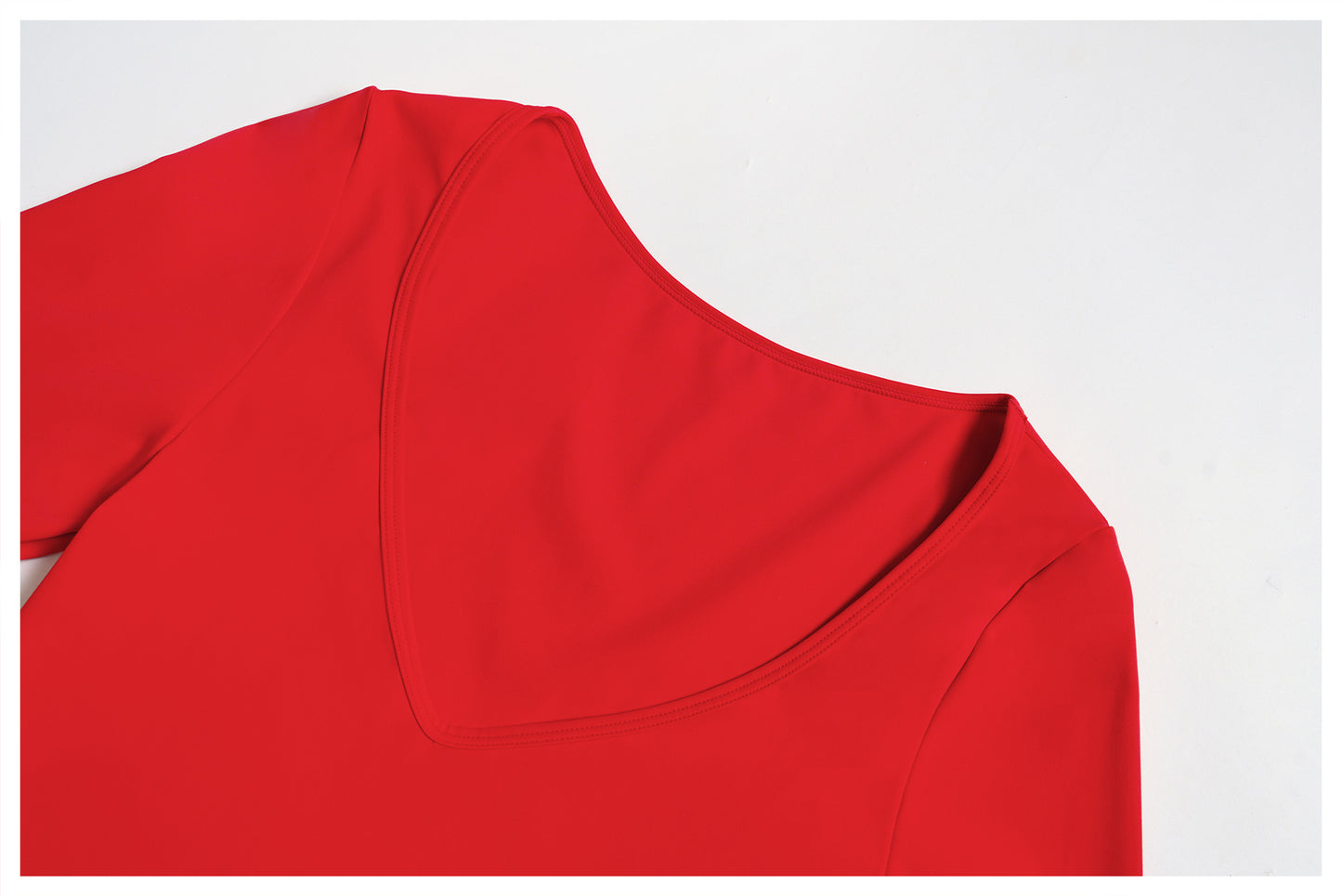 12/2025 Brushed yoga long-sleeved V-neck T-shirt, tight casual yoga wear, outdoor running and fitness sport top 3109 -