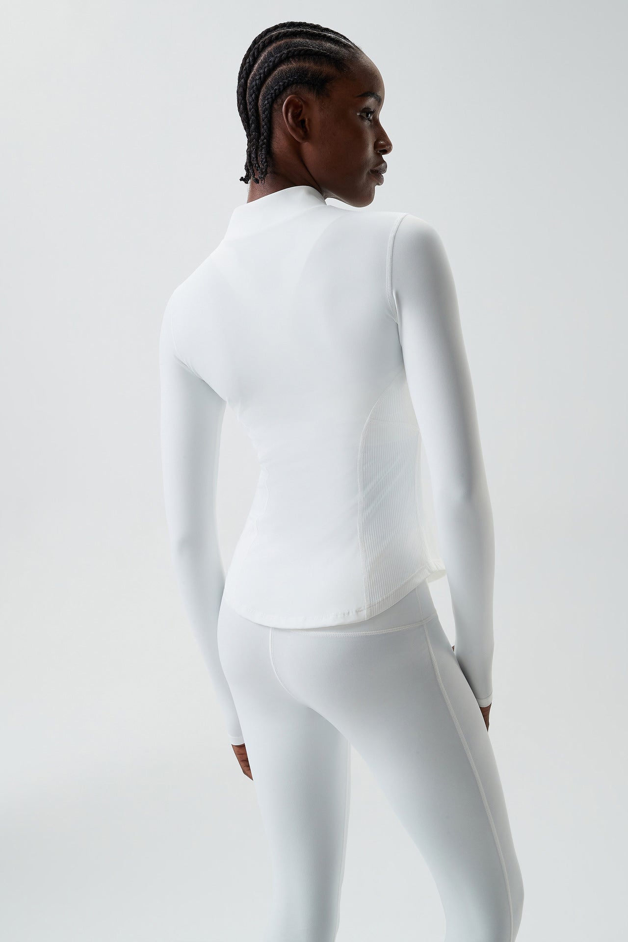 01/2026 Vêtements de yoga grande taille à manches longues pour femmes, veste de sport à fermeture éclair séchage rapide, haut de sport de fitness à manches longues