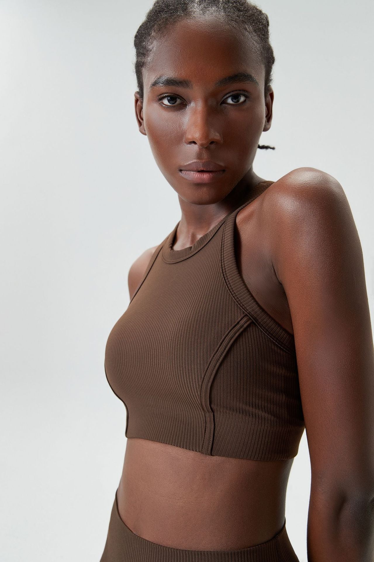 04/2024 ribbed High neck willow strip fan round oxygen cup sports bra women's long yoga fitness vest running bra