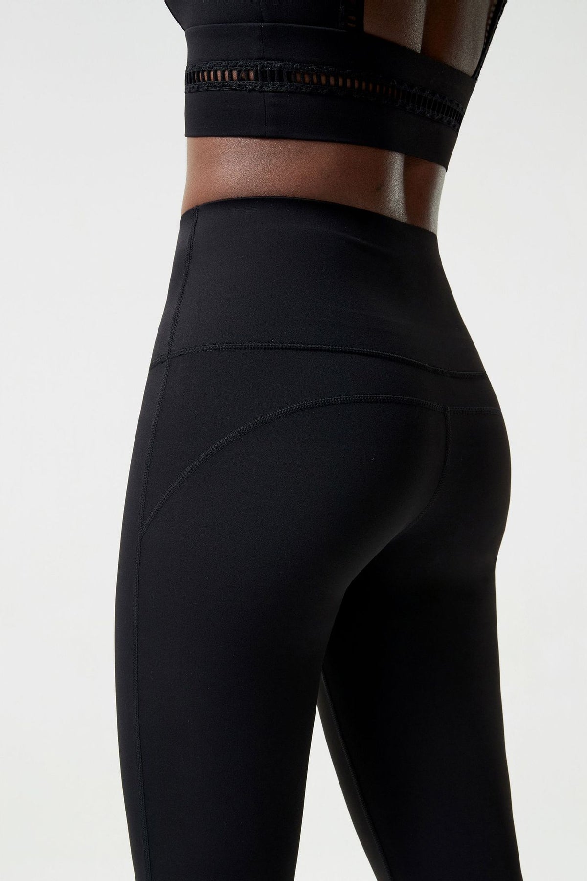 Wholesale Plus Size Women’s Flare Leggings | Bulk Slimming Running & Fitness Pants | fouregg