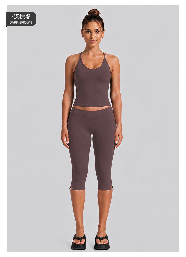 Wholesale Women’s Fitness Set | Backless Halter Sports Top & 3/4-Length Workout Pants | fouregg
