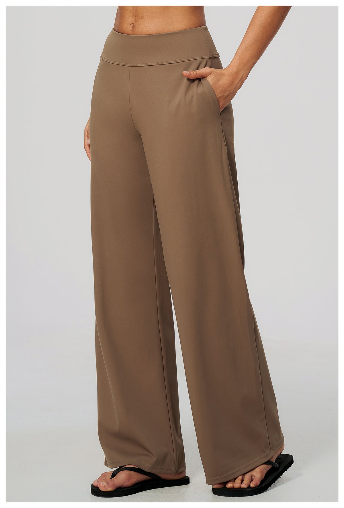 Wholesale Women’s Brushed Sweatpants | Bulk Low-Rise Relaxed-Fit Running Pants 5555 | fouregg