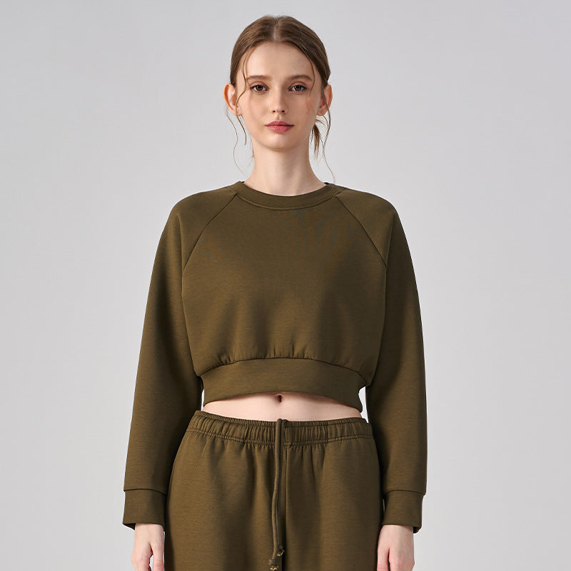 Wholesale Women’s Cropped Sweatshirt | Bulk Pilates & Outdoor Activewear | fouregg - Olive Green