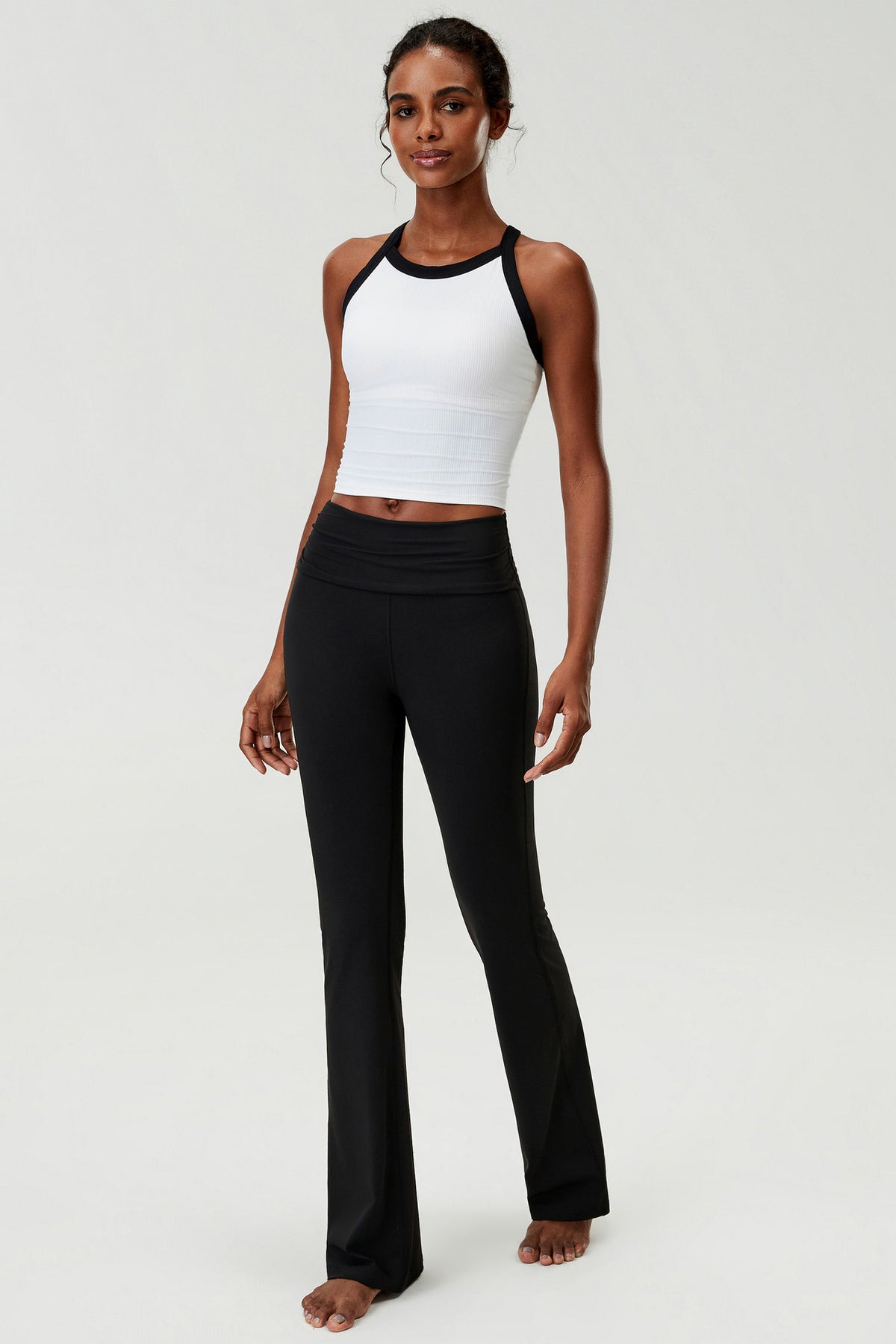 Wholesale Plus Size Women’s Fitness Set | Bulk Sculpting Running & Workout Wear | fouregg
