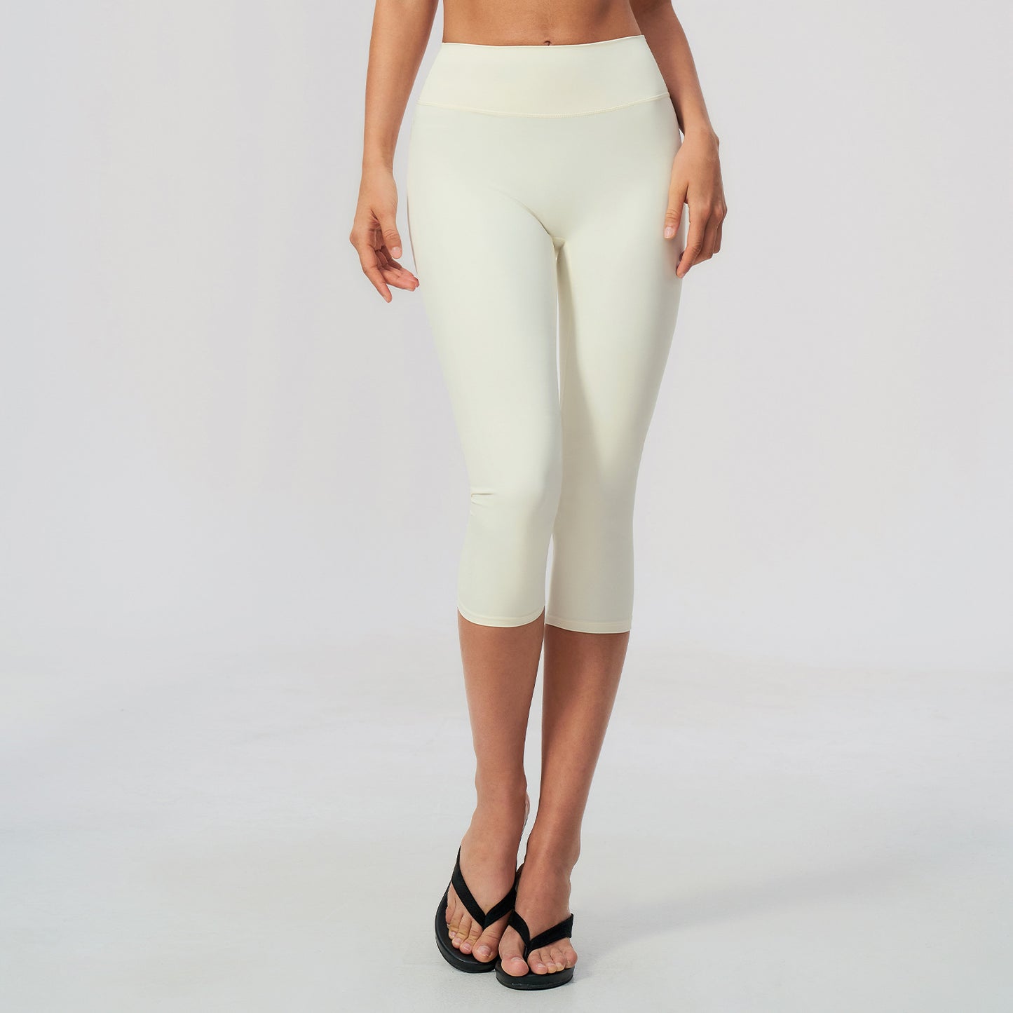 01/2026 Nuevo estilo de pantalón capri de yoga de talle medio con efecto cepillado, cintura alta y ajuste ceñido para estilizar la figura. Perfecto para hacer ejercicio, actividades al aire libre y fitness. Talla de mujer 5529.