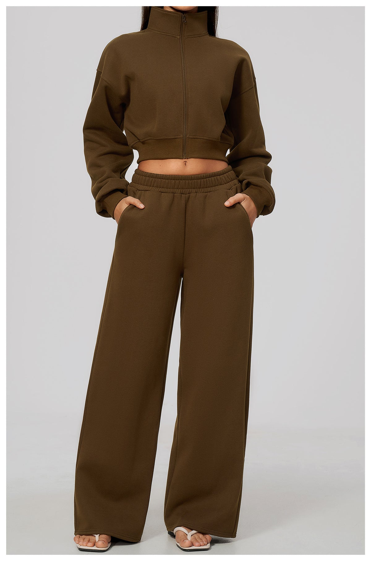 Wholesale Women’s Fleece Tracksuit | Bulk Cropped Jacket & Wide-Leg Pants 3615 | fouregg