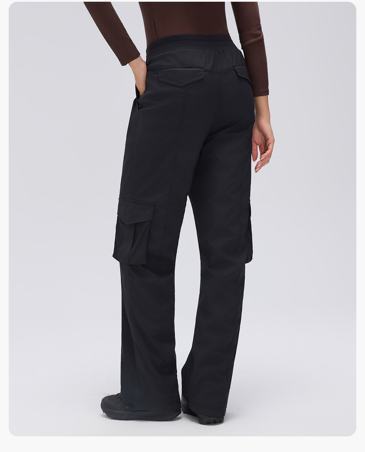 Wholesale Women’s Winter Down Cargo Pants D25001-3 | Warm Outdoor Trousers with Adjustable Cuffs | fouregg