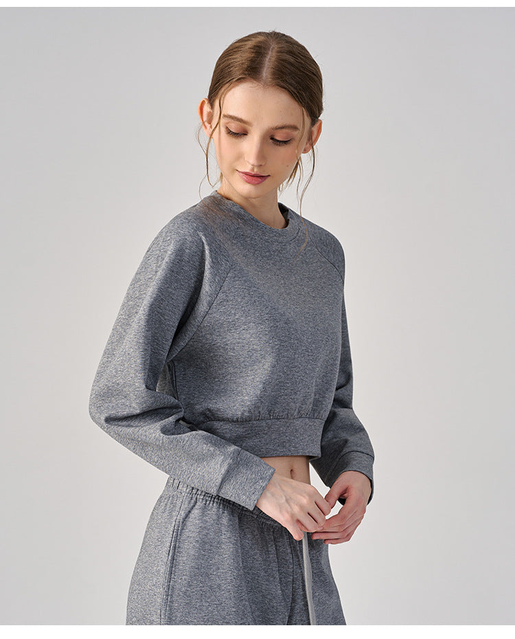 Wholesale Women’s Cropped Sweatshirt | Bulk Pilates & Outdoor Activewear | fouregg
