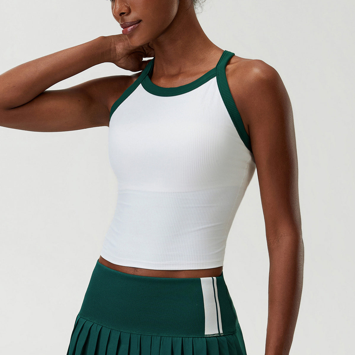 Wholesale Plus Size Women’s Sports Bra | Bulk Padded Yoga & Running Tank | fouregg