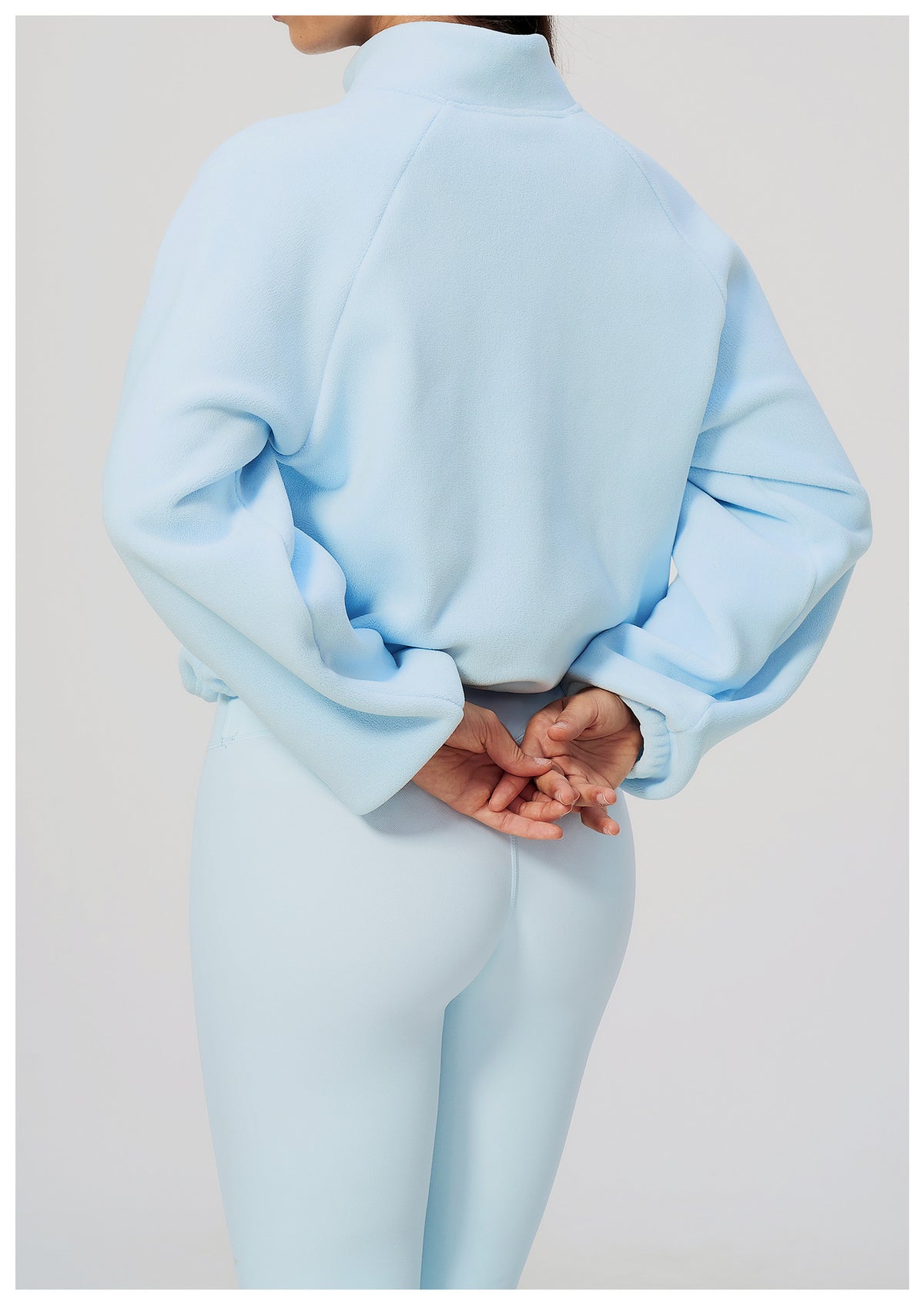 Wholesale Women’s Casual Activewear Jacket 5585 | Relaxed-Fit Warm Cropped Zip-Up | fouregg