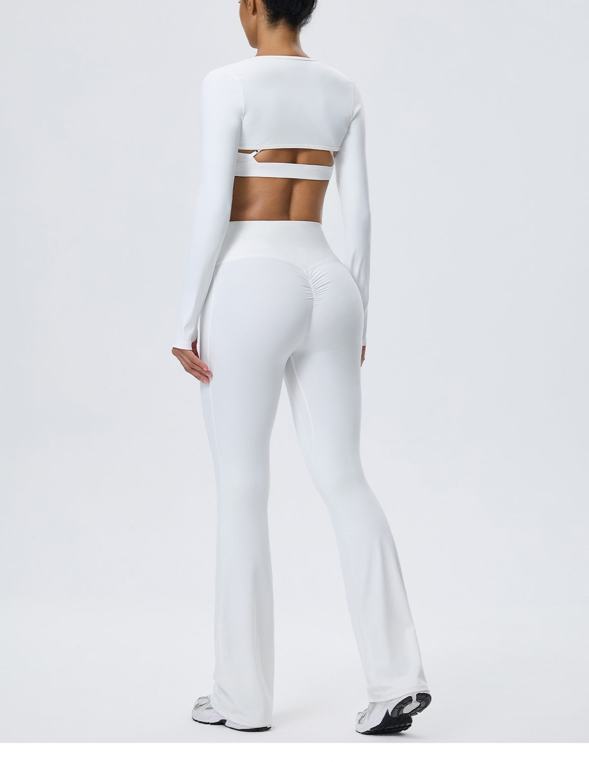 Wholesale Women’s 2-Piece Activewear Set | Bulk Fitted Long-Sleeve Workout & Yoga Wear | fouregg