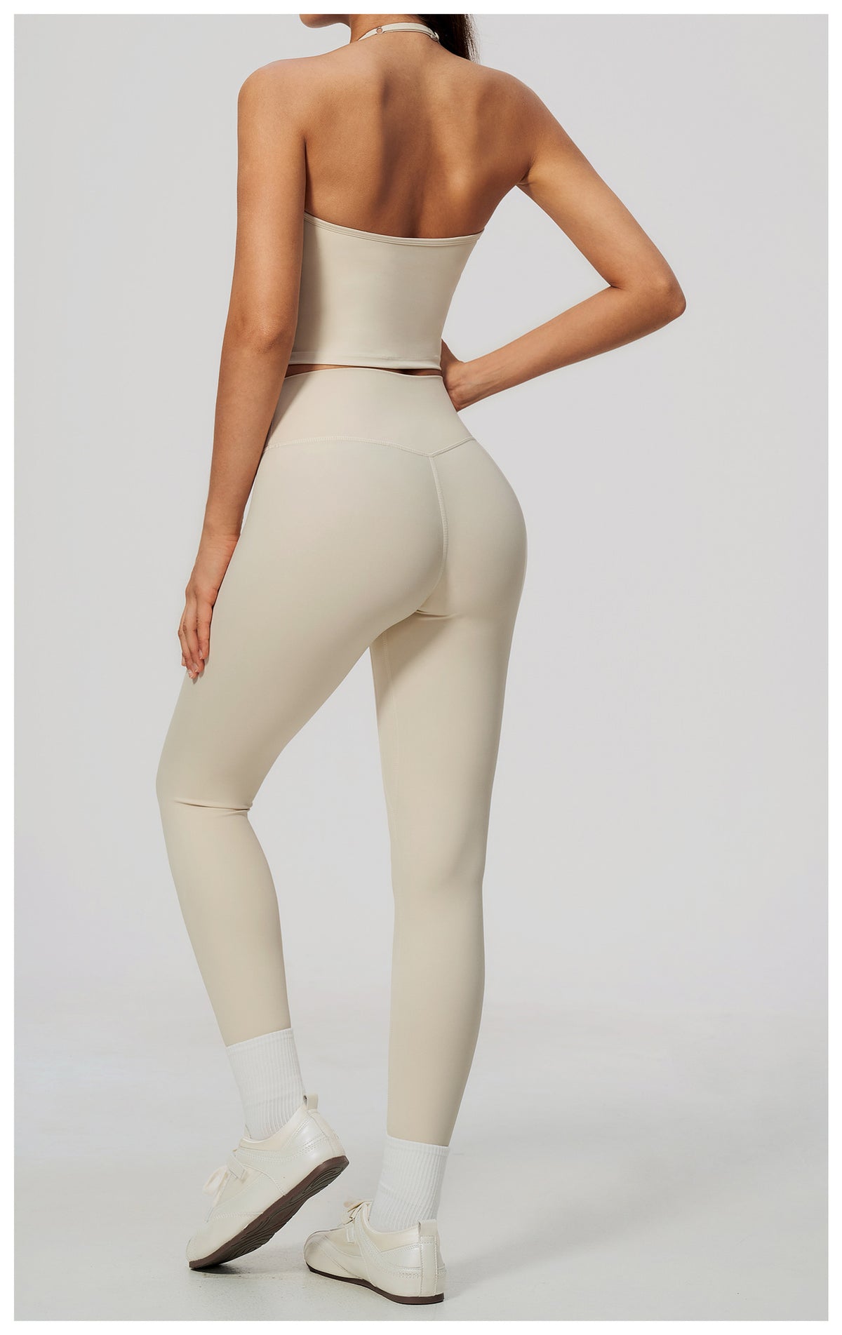 Wholesale Women’s Quick-Dry Activewear Set 5529 | Halter Tank & Sculpting Yoga Pants | fouregg