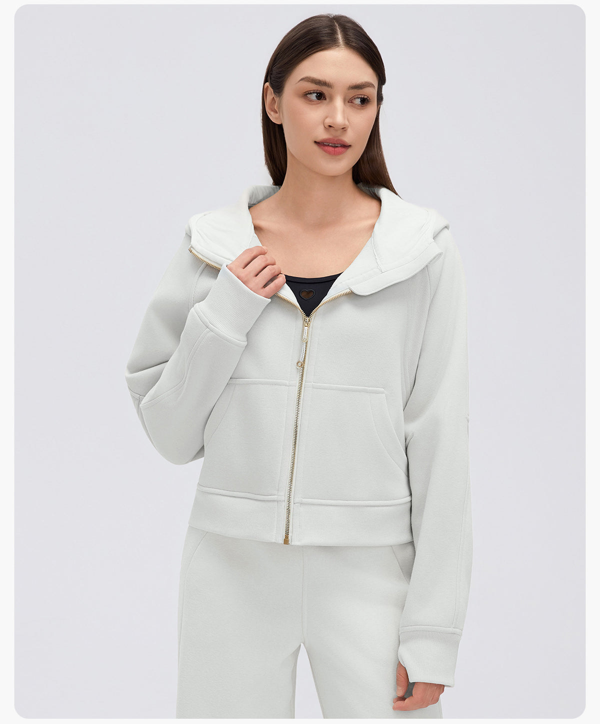 Wholesale Women’s Winter Cropped Hoodie Jacket | Relaxed-Fit Thermal Sportswear for Petite Sizes | fouregg