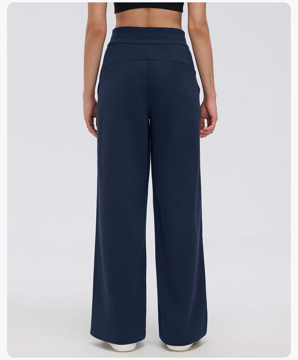 Wholesale Women’s Winter Sweatpants D26116 | Relaxed Straight-Leg Warm-Up Trousers with Elastic Waist | fouregg