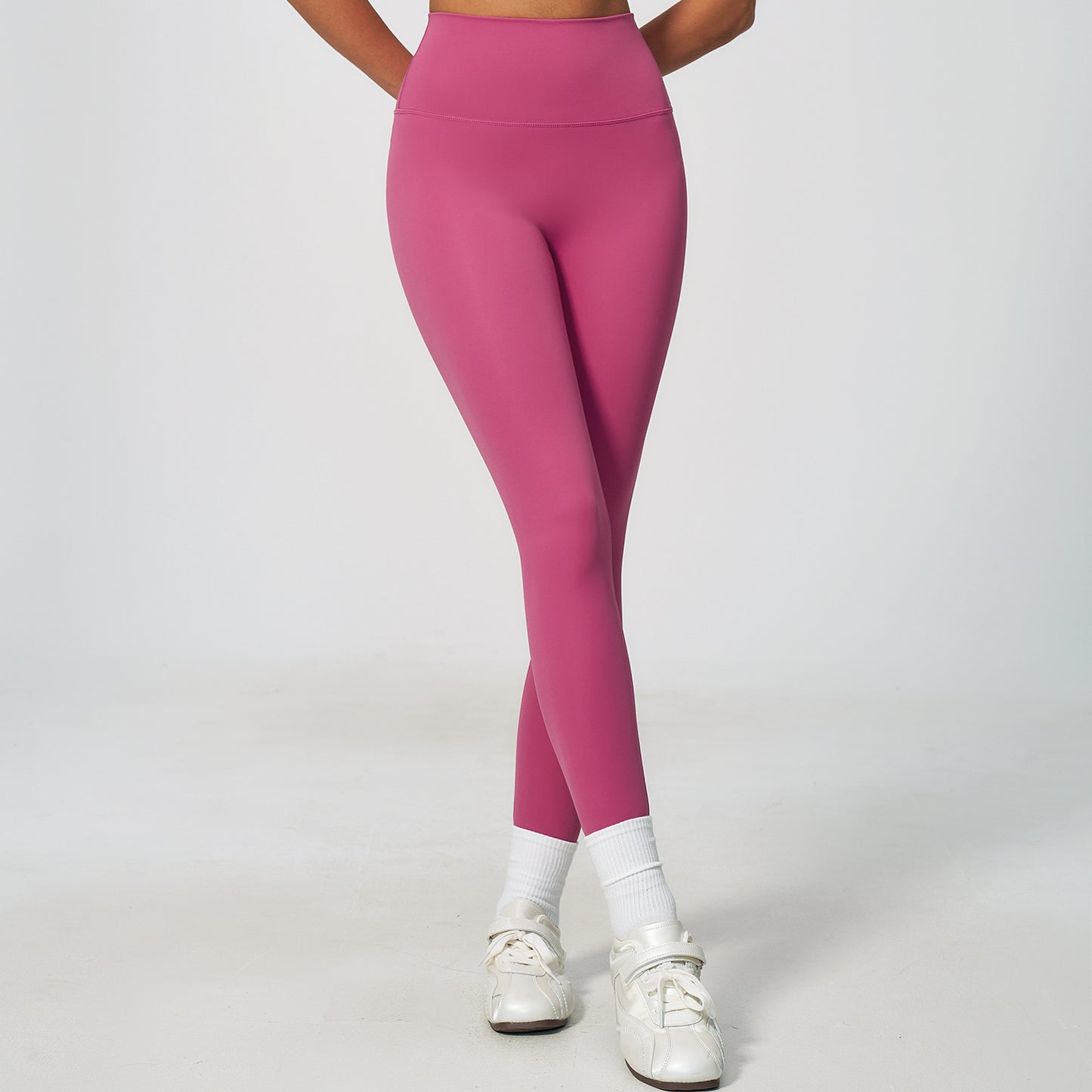 08/2022 High-waist butt-lifting fitness pants women's tight-fitting outdoor cycling sports running trousers breathable quick-drying nude yoga pants 6116