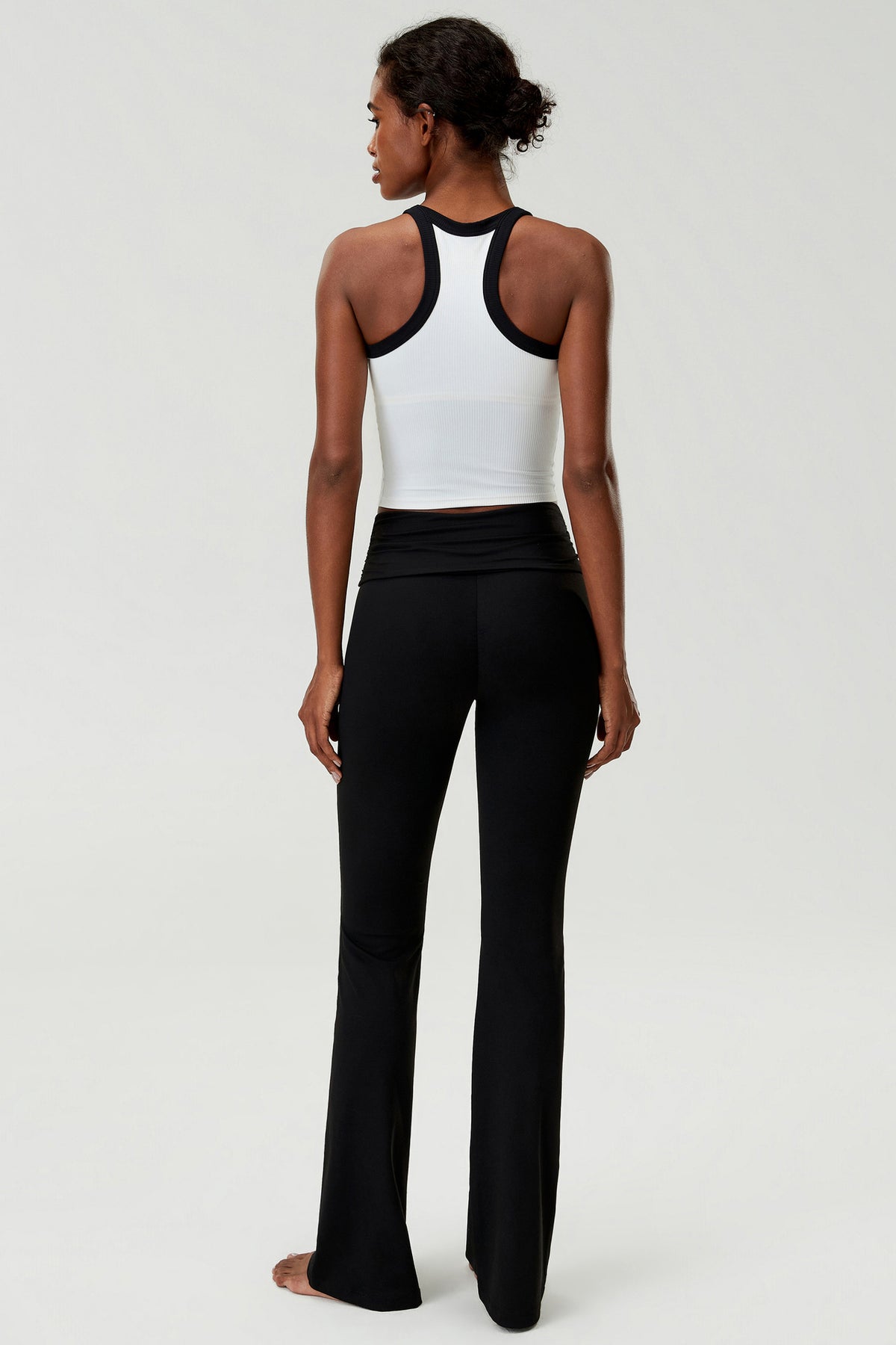 Wholesale Plus Size Women’s Fitness Set | Bulk Sculpting Running & Workout Wear | fouregg