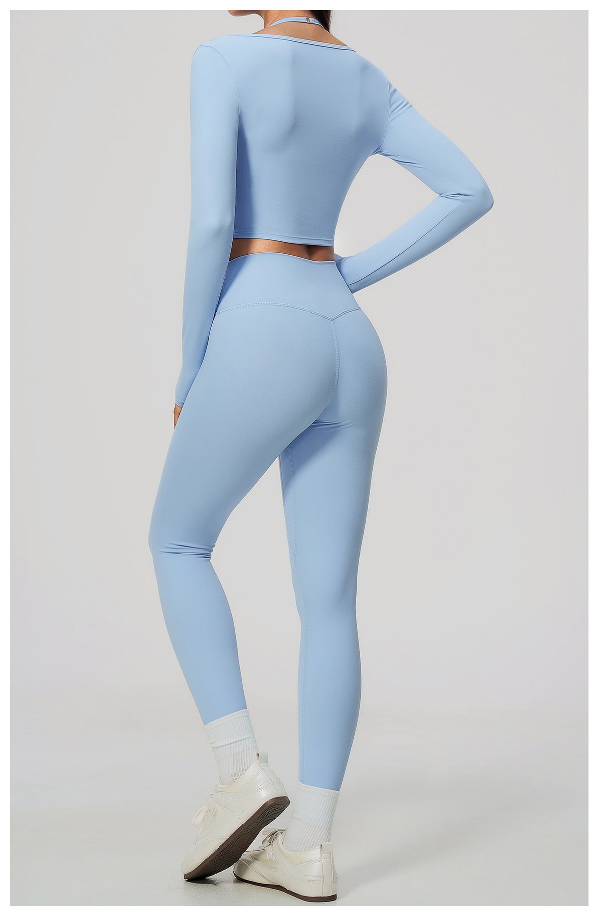 Wholesale Women’s Brushed Activewear Set 5529 | Slim-Fit Halter, Stand-Collar Jacket & Sculpting Pants | fouregg