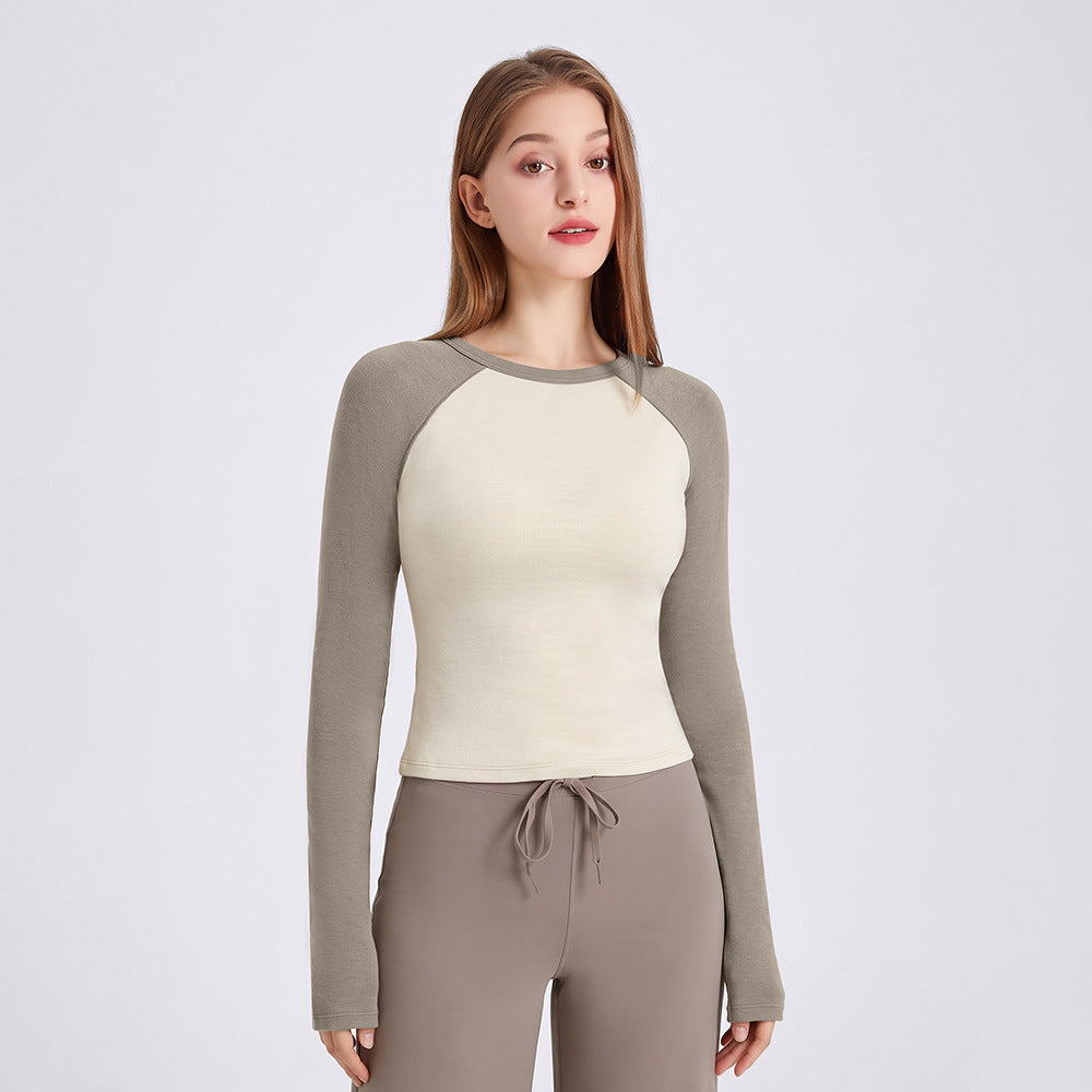 Wholesale Women’s Reflective Activewear Top | Slimming Heat-Retention Running & Gym T-Shirt | fouregg - Oat Latte