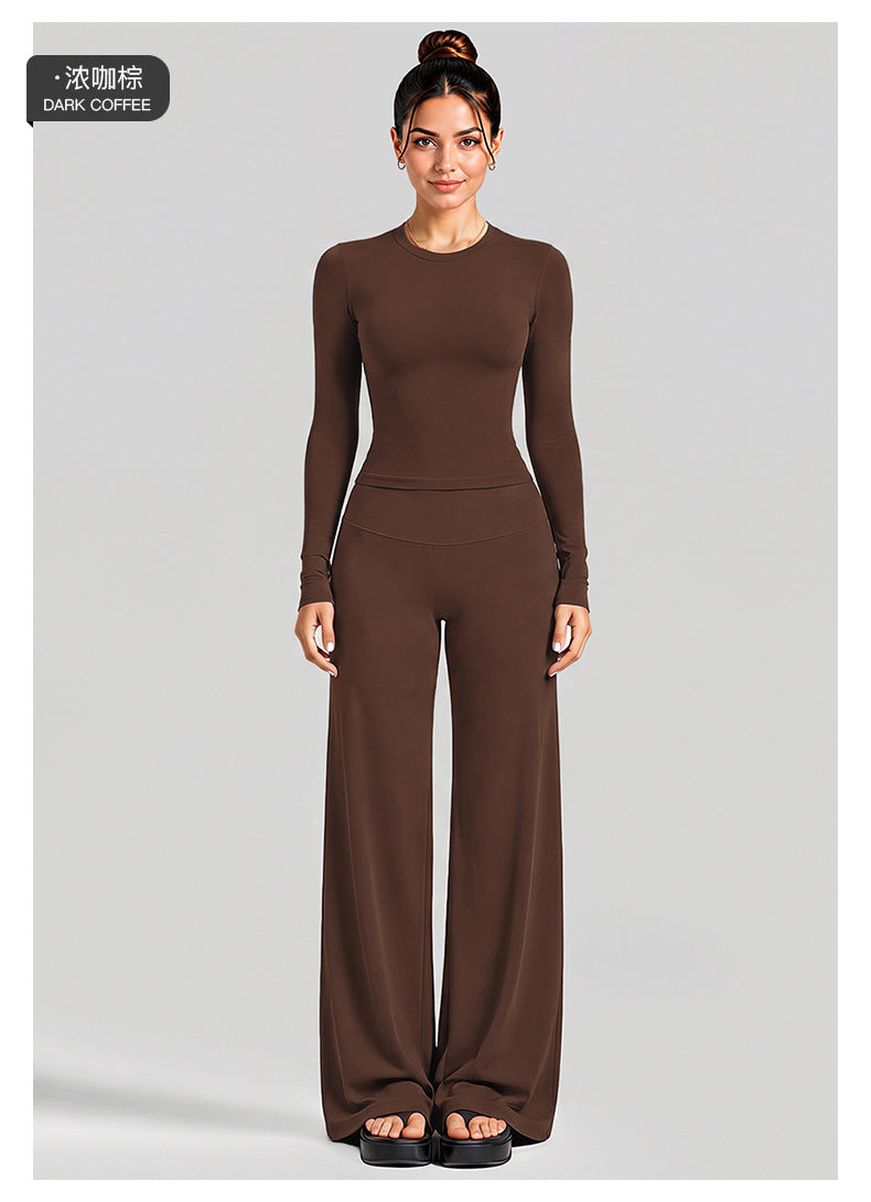 Wholesale Women’s Activewear Set | Fitted Long Sleeve Tee & Loose Straight-Leg Workout Trousers | fouregg