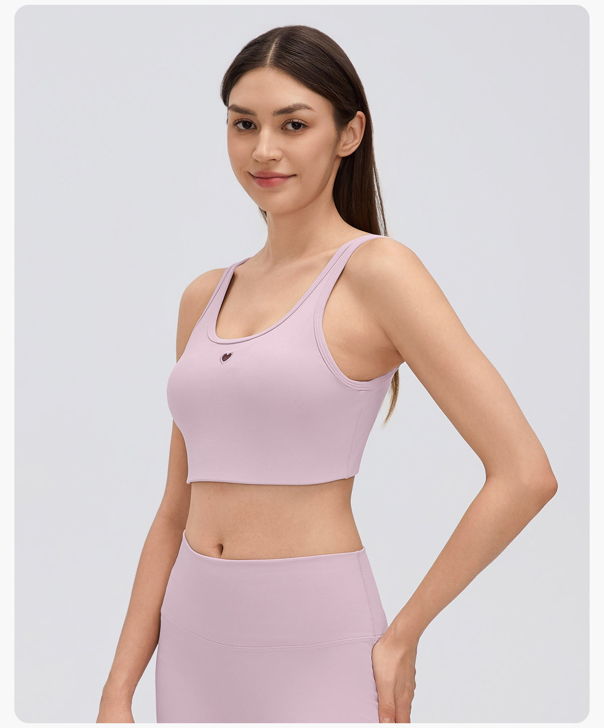 Wholesale Women’s Thermal Sports Bra D26152 | Brushed-Interior Workout Bra with Comfortable Support | fouregg