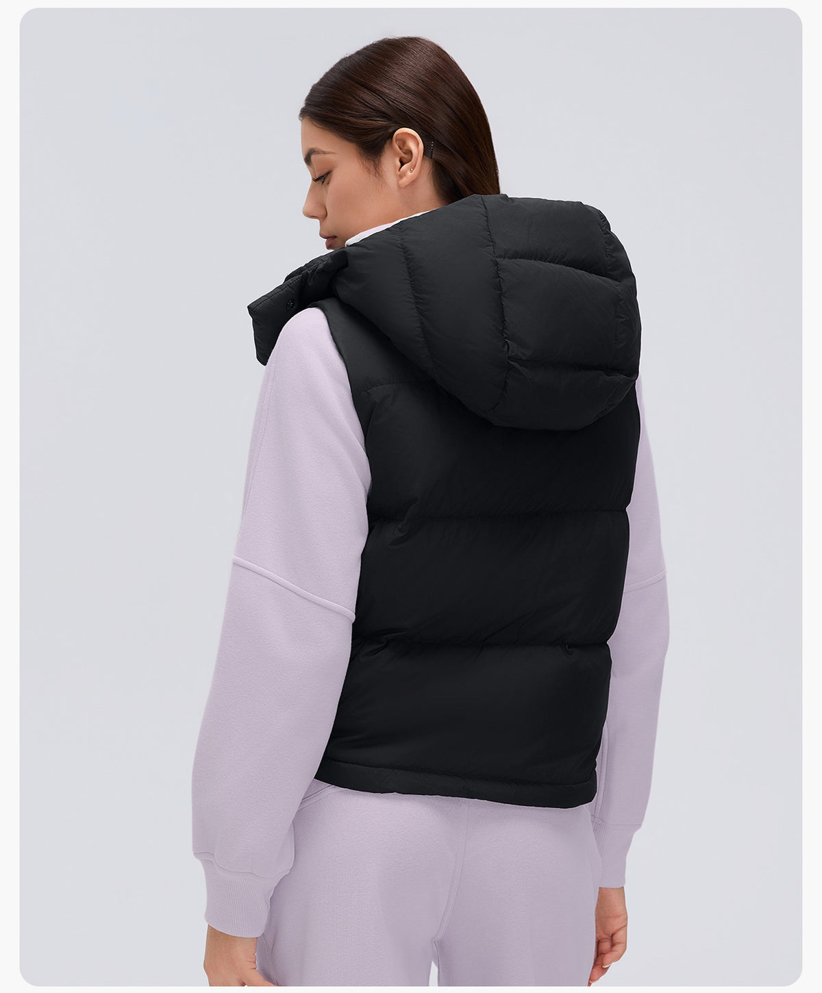 Wholesale Women’s Lightweight Down Puffer Vest D26155 | Warm Wind-Resistant Hooded Outerwear | fouregg