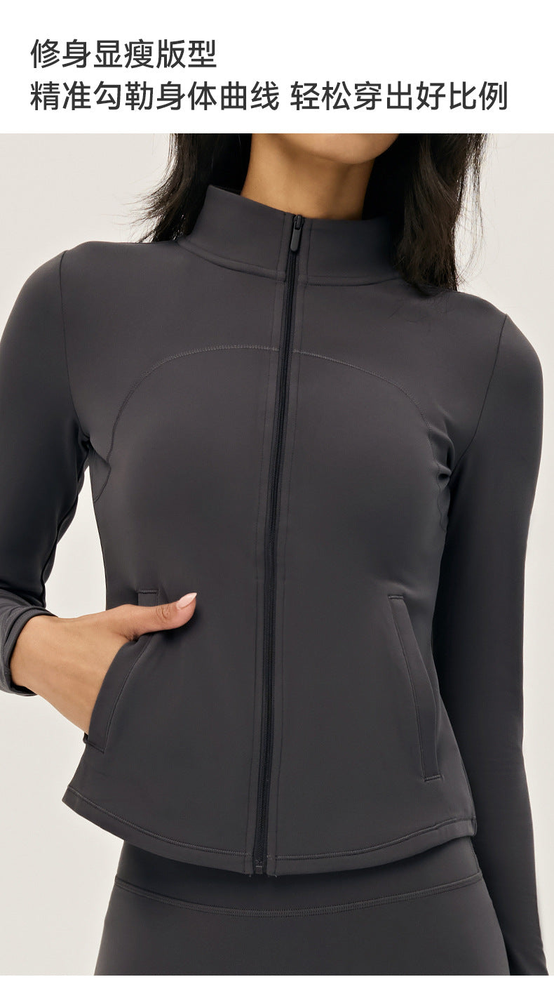 Wholesale Women’s Winter Activewear Set | Thickened Thermal Yoga Top & Leggings for Pilates | fouregg