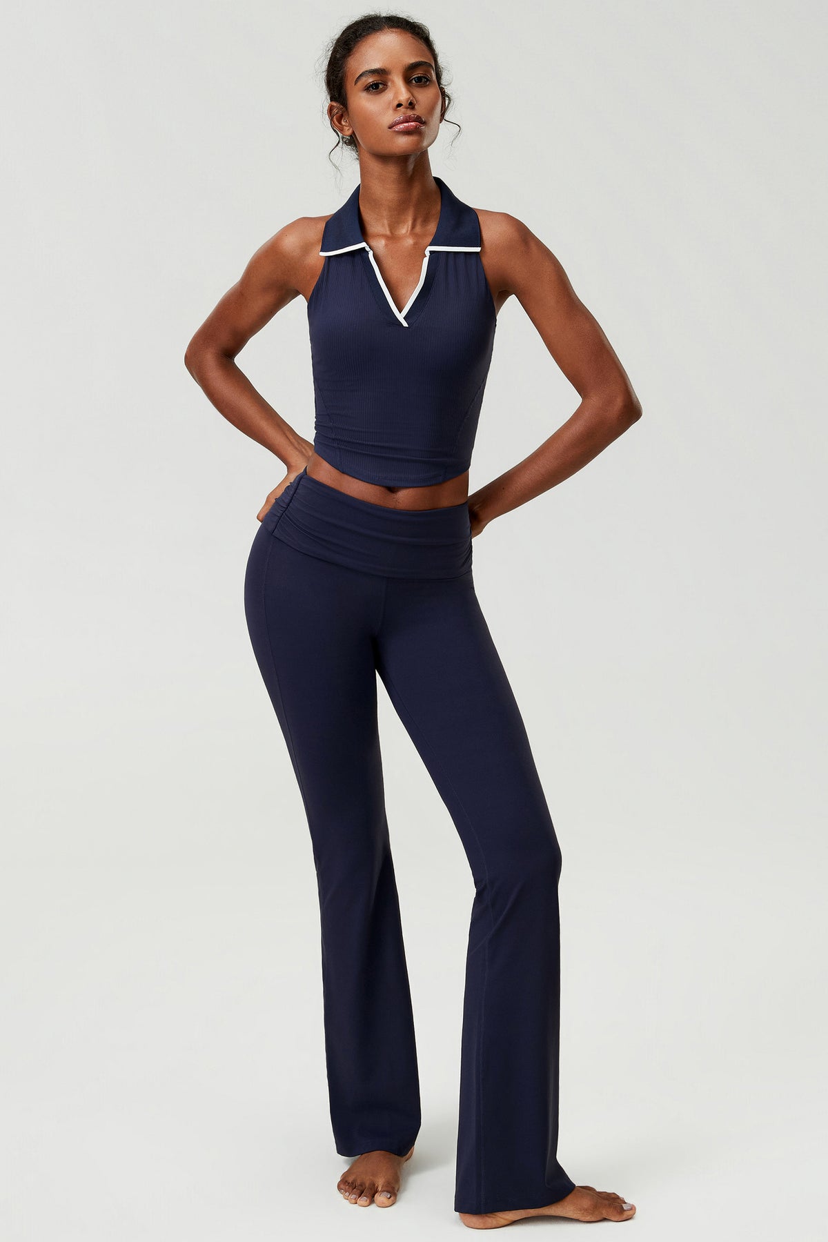 Wholesale Plus Size Women’s Sports Top | Bulk V-Neck Tennis & Badminton Activewear | fouregg