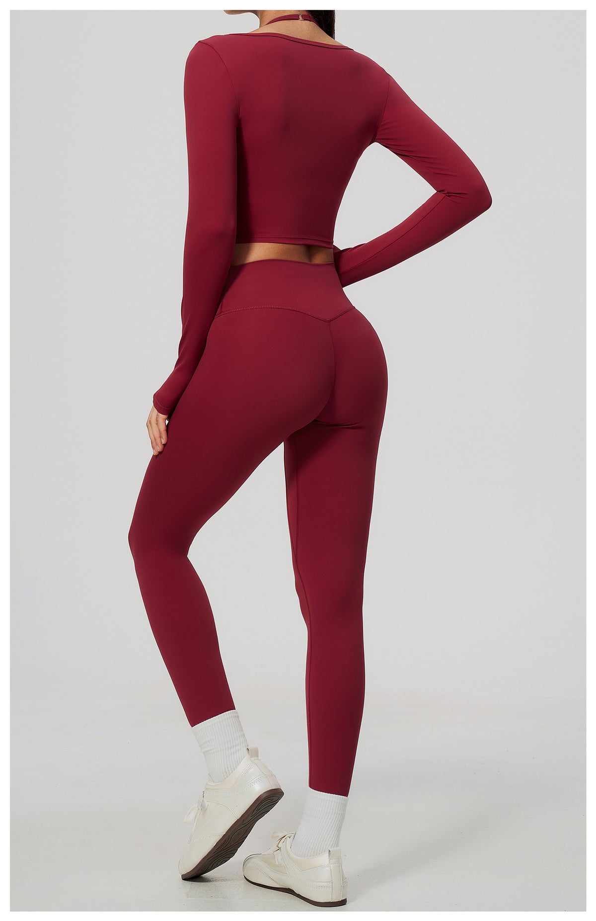 Wholesale Women’s Brushed Activewear Set 5529 | Slim-Fit Halter, Stand-Collar Jacket & Sculpting Pants | fouregg