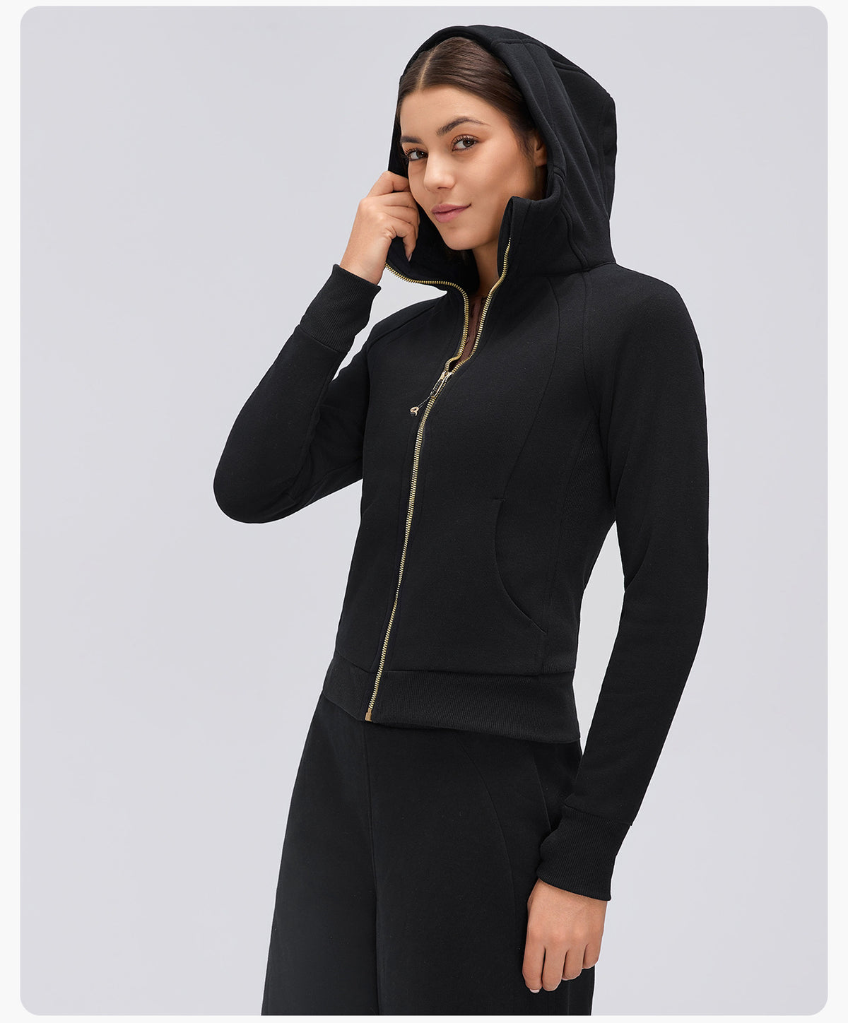 Wholesale Women’s Winter Puffer Jacket D26117 | Slimming Zip-Up Hooded Thermal Outerwear | fouregg