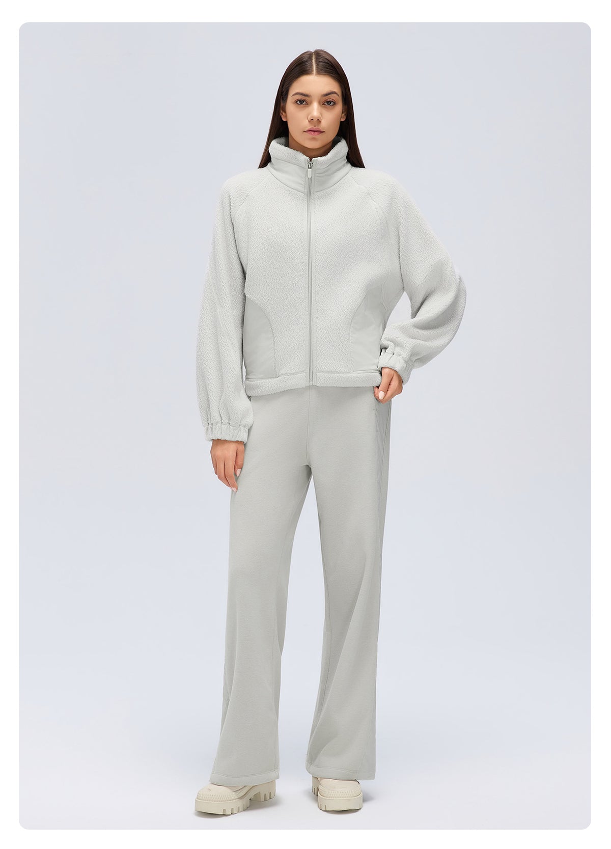 Wholesale Women’s Thermal Activewear Set | Wind-Resistant Jacket & Draped Wide-Leg Trousers | fouregg