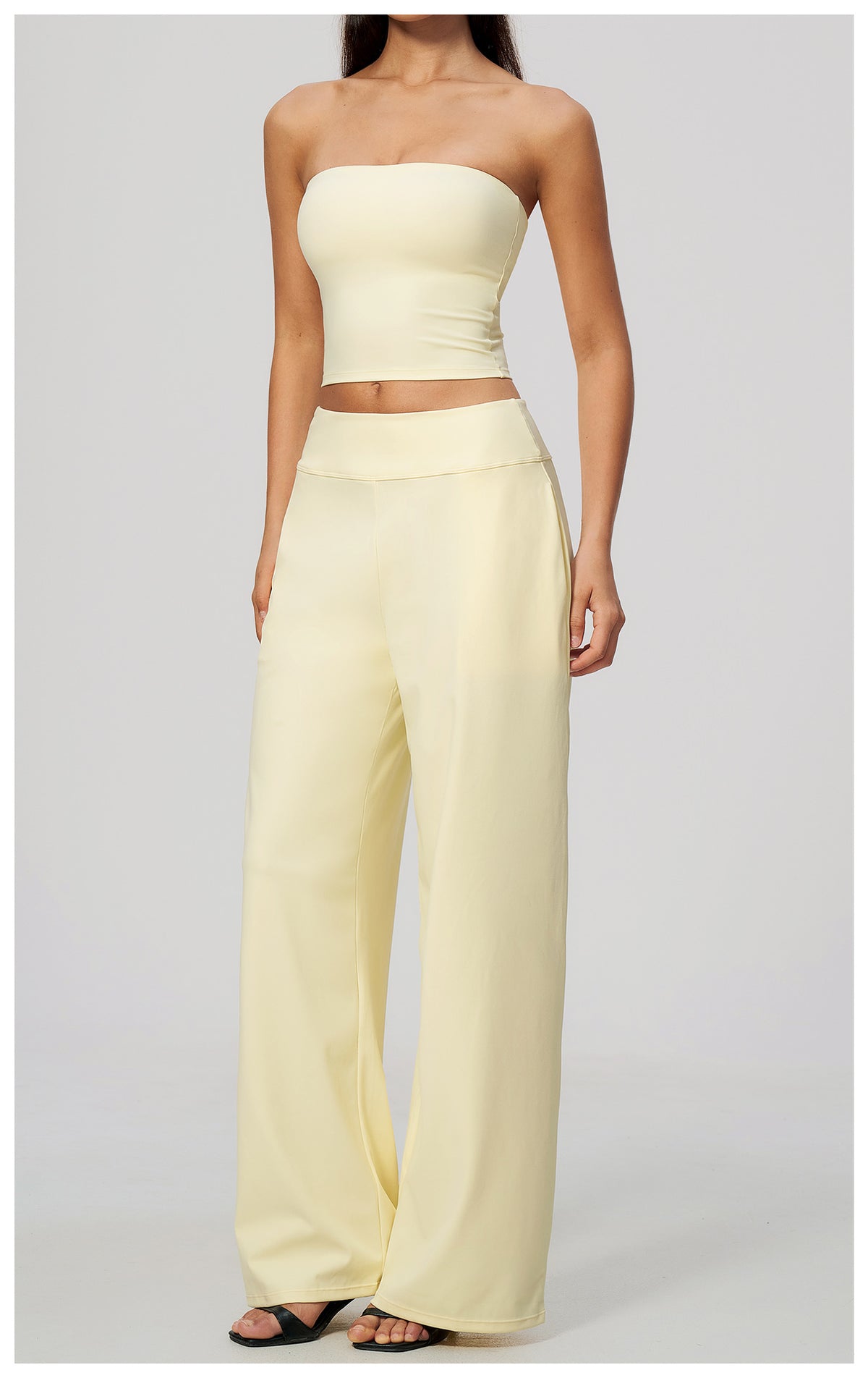 Wholesale Women’s Brushed 2-Piece Set | Strapless Sports Top & Relaxed Wide-Leg Pants 8793 | fouregg