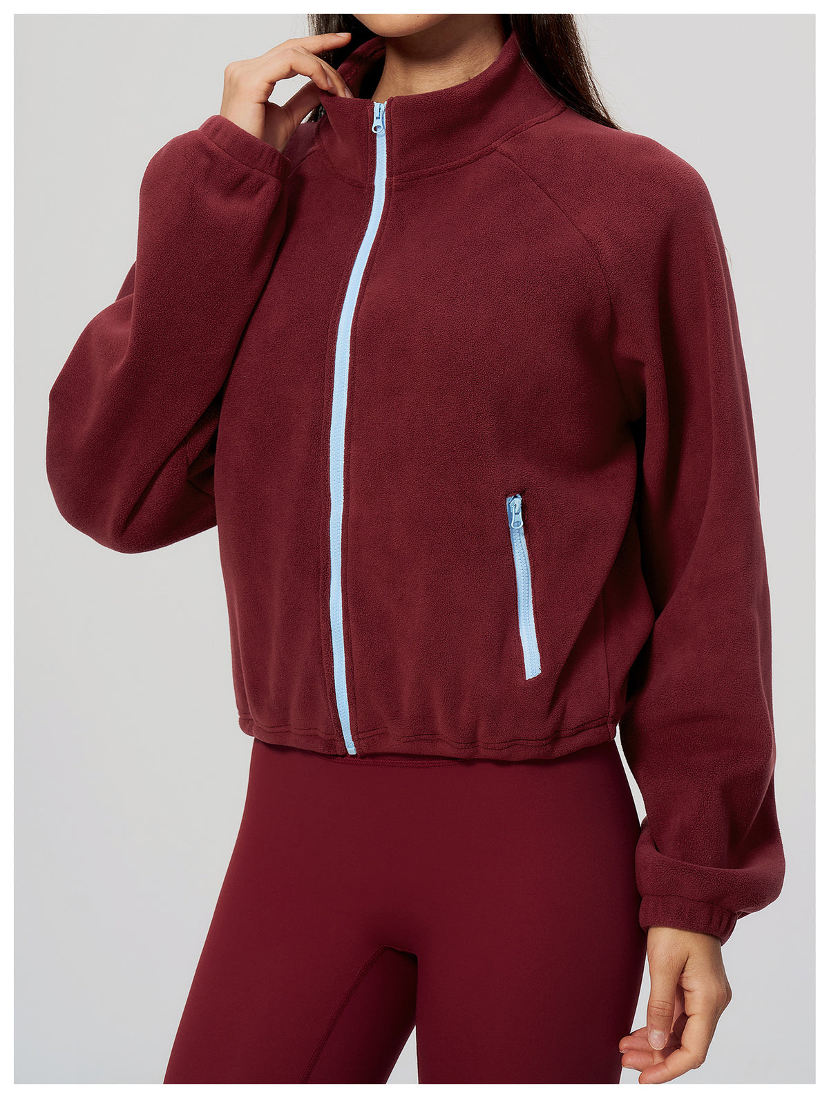 Wholesale Women’s Casual Activewear Jacket 5585 | Relaxed-Fit Warm Cropped Zip-Up | fouregg