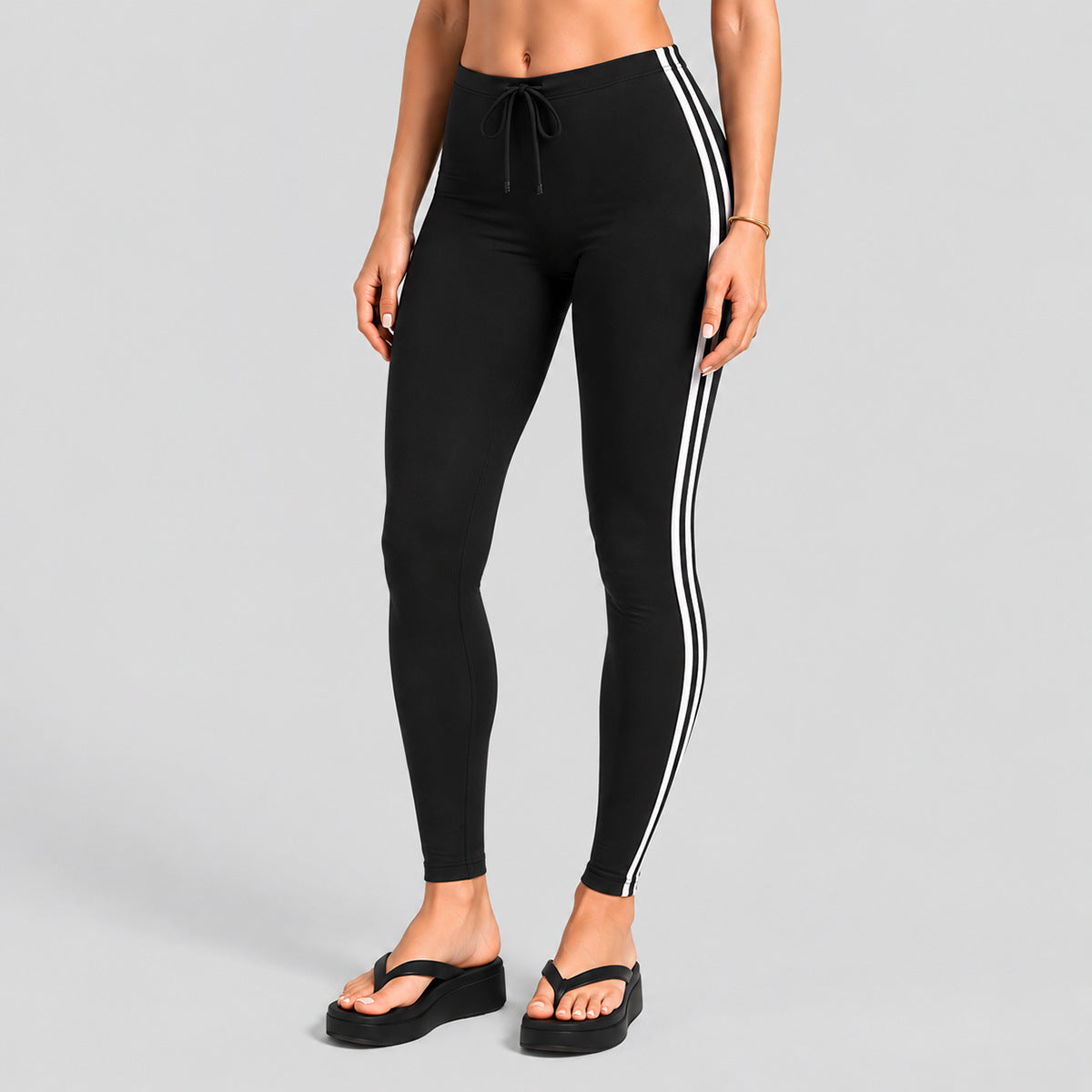 Wholesale Women’s Activewear Set | Double-Layer Backless Sports Bra & Quick-Dry Workout Leggings | fouregg