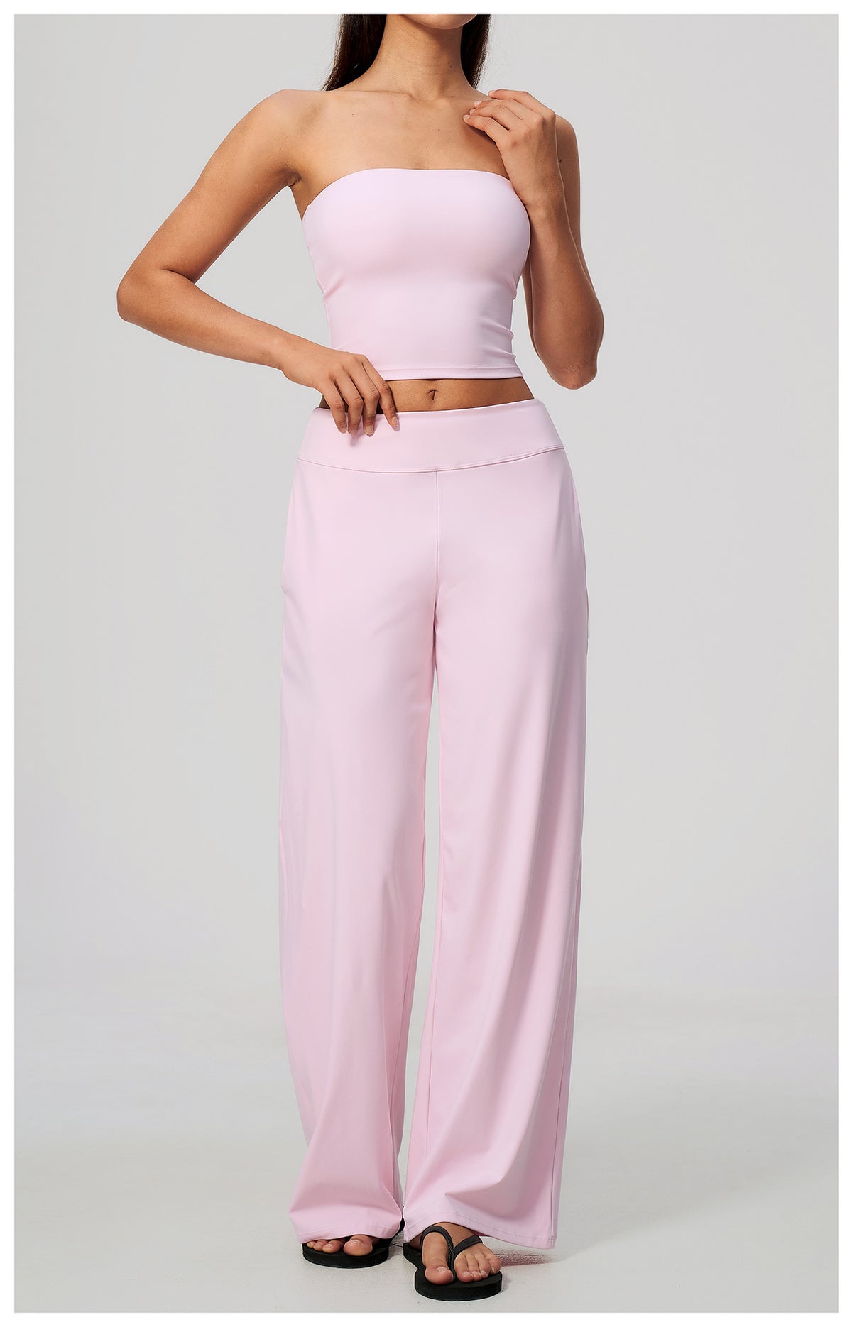 Wholesale Women’s Brushed 2-Piece Set | Strapless Sports Top & Relaxed Wide-Leg Pants 8793 | fouregg