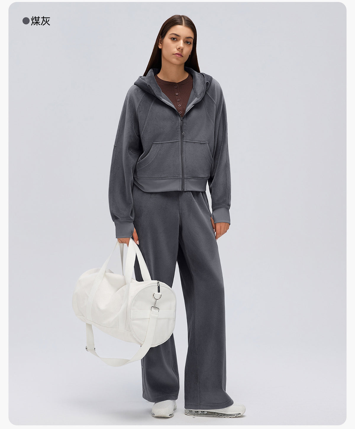 Wholesale Women’s Winter Hoodie Jacket D26119 | Loose-Fit Cropped Casual Sportswear Top | fouregg