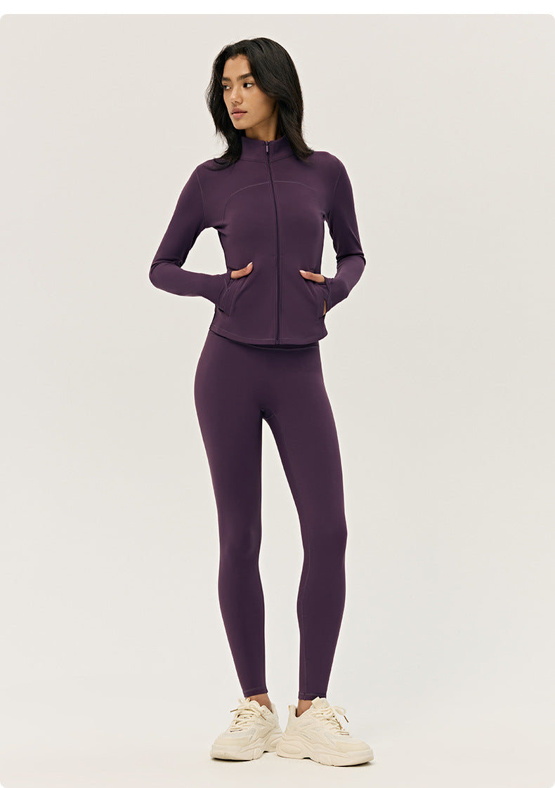 Wholesale Women’s Winter Activewear Set | Thickened Thermal Yoga Top & Leggings for Pilates | fouregg