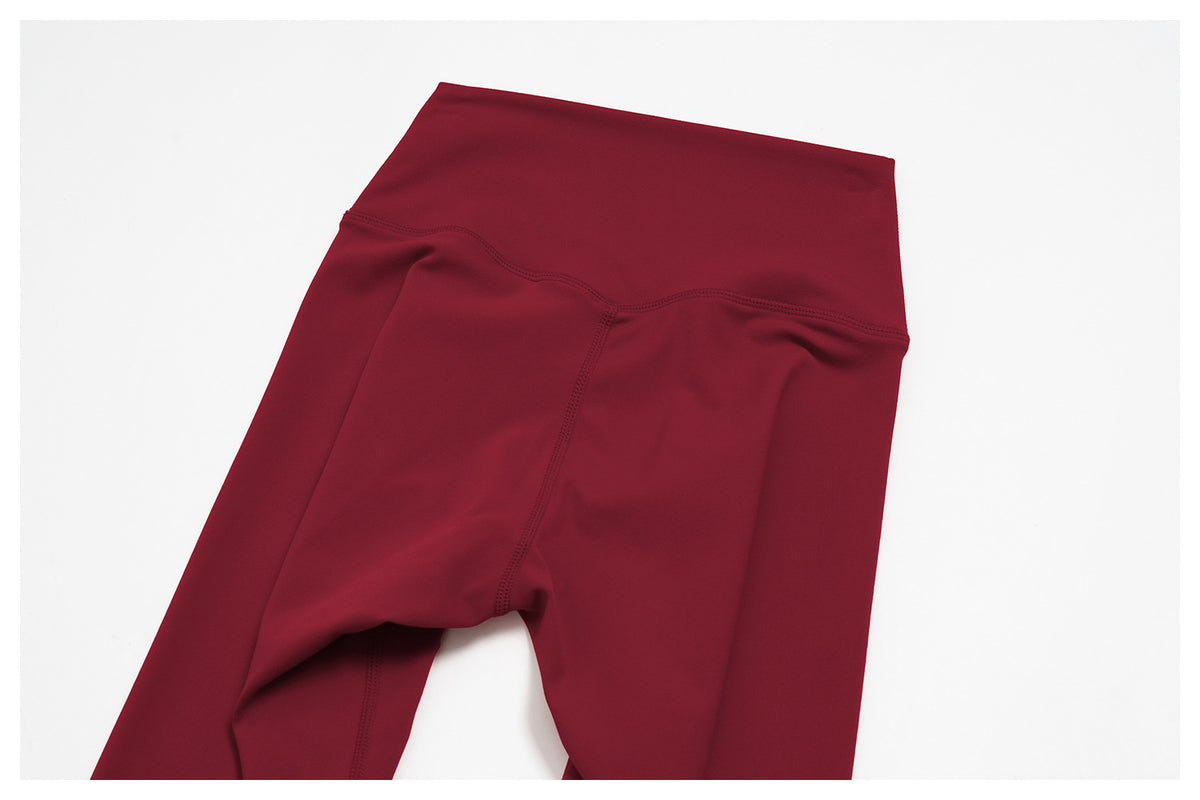 Wholesale Women’s Brushed Activewear Set 5529 | Slim-Fit Halter, Stand-Collar Jacket & Sculpting Pants | fouregg