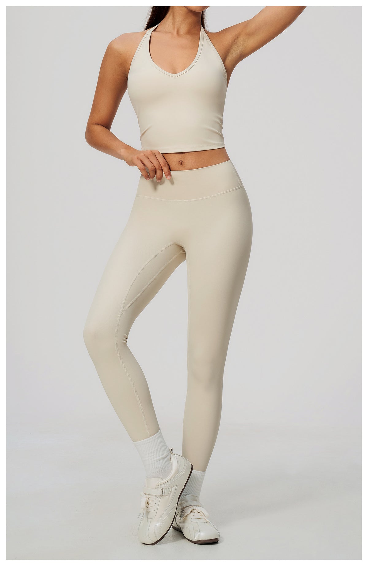 Wholesale Women’s Quick-Dry Activewear Set 5529 | Halter Tank & Sculpting Yoga Pants | fouregg