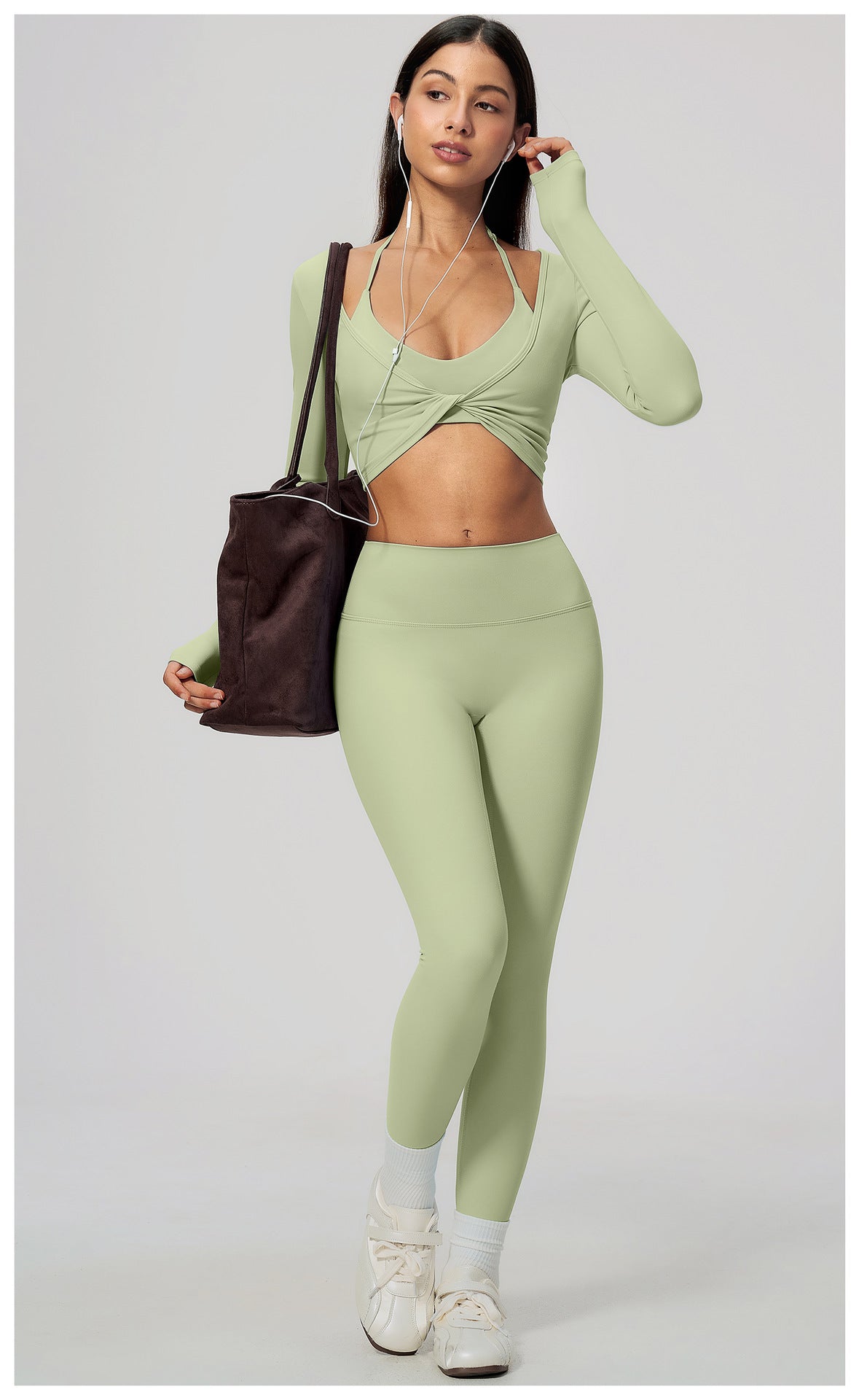 Wholesale Women’s Brushed Activewear Set 5529 | Slim-Fit Halter, Stand-Collar Jacket & Sculpting Pants | fouregg