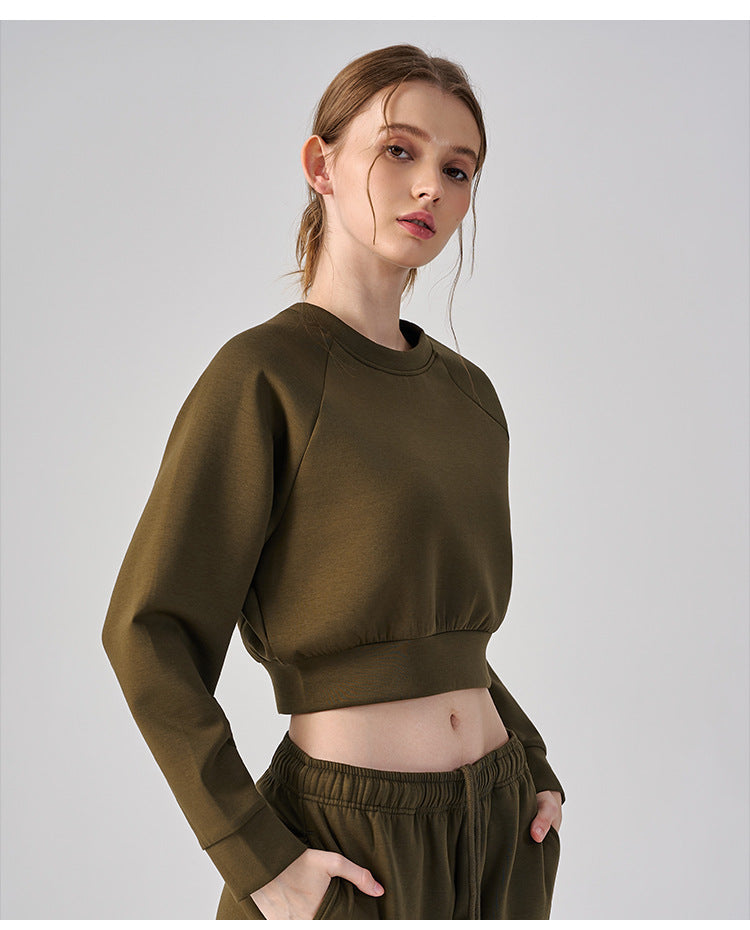 Wholesale Women’s Cropped Sweatshirt | Bulk Pilates & Outdoor Activewear | fouregg