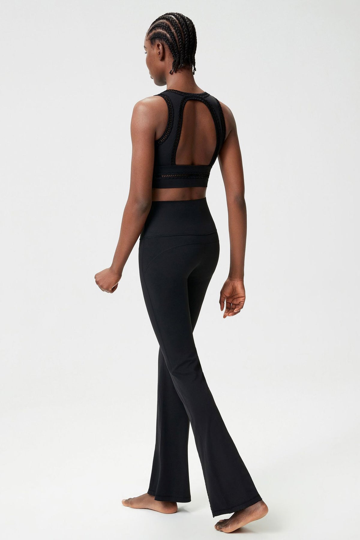 Wholesale Plus Size Women’s Flare Leggings | Bulk Slimming Running & Fitness Pants | fouregg