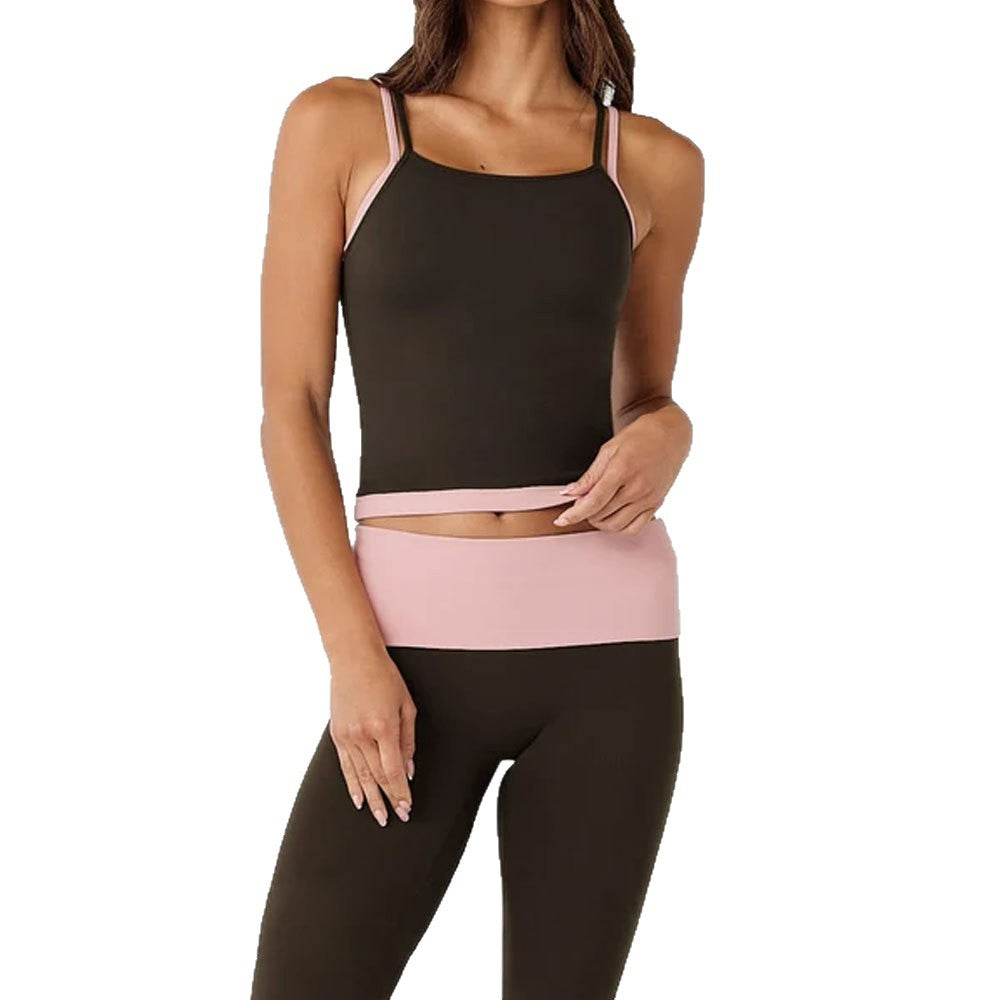 Wholesale Women’s Color-Block Activewear Set | Faux-Layered Sports Tank & Quick-Dry Workout Pants | fouregg