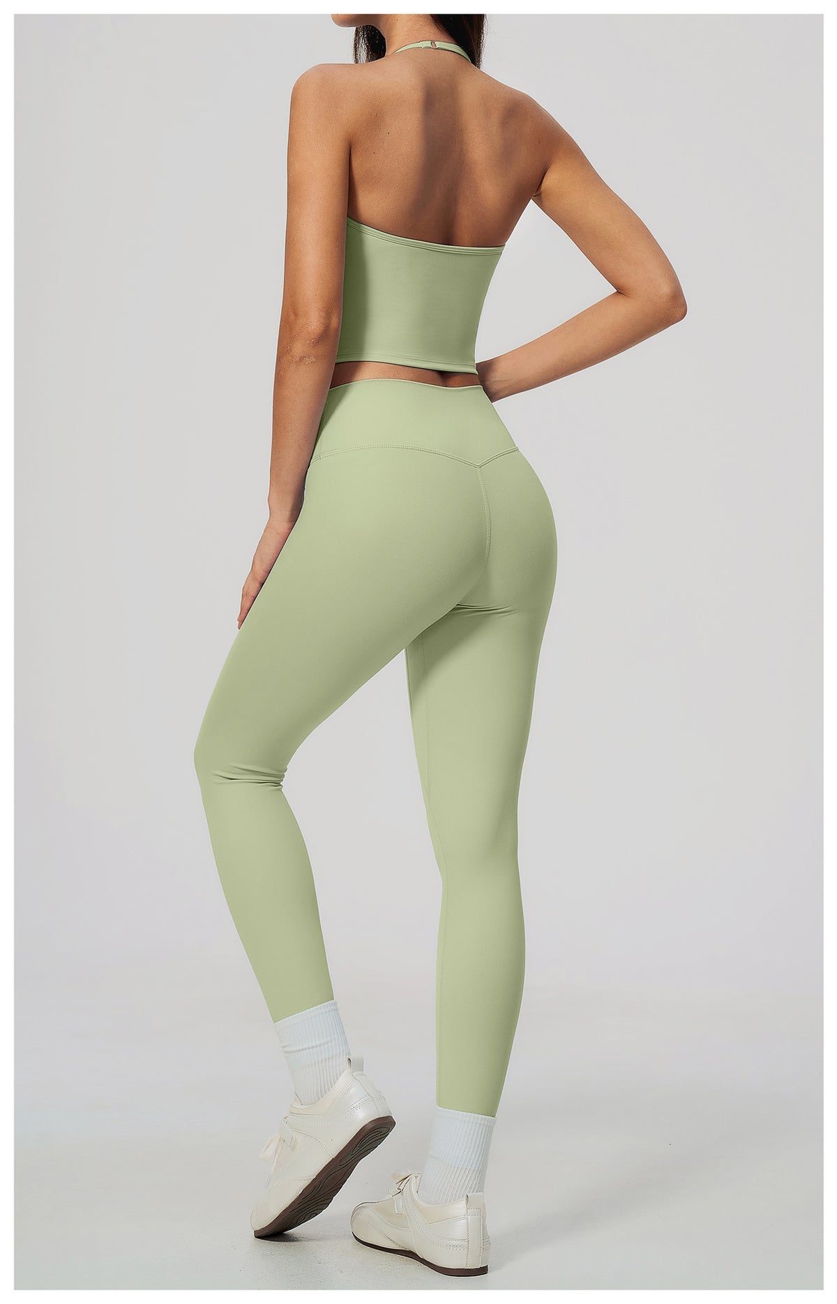 Wholesale Women’s Quick-Dry Activewear Set 5529 | Halter Tank & Sculpting Yoga Pants | fouregg