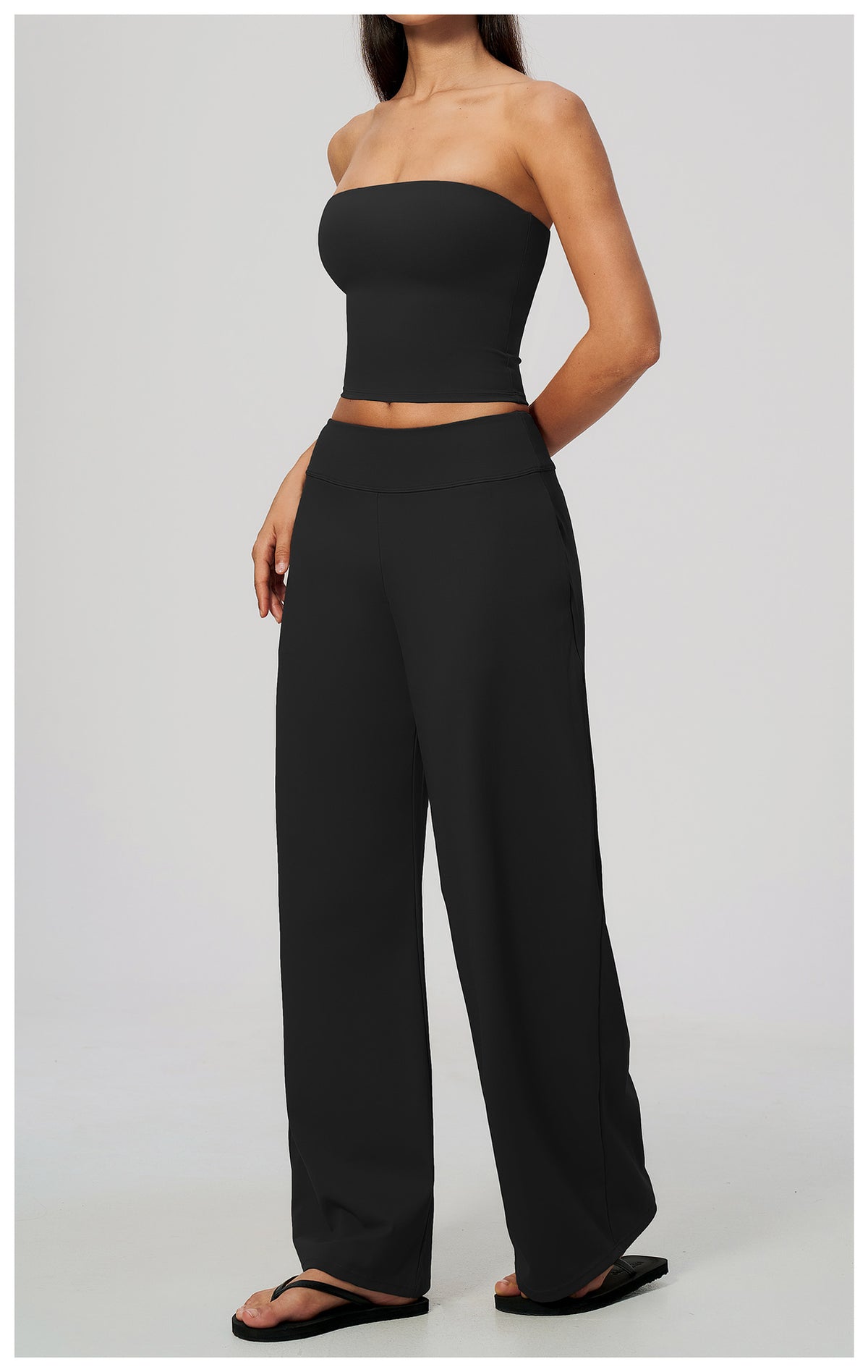 Wholesale Women’s Brushed 2-Piece Set | Strapless Sports Top & Relaxed Wide-Leg Pants 8793 | fouregg