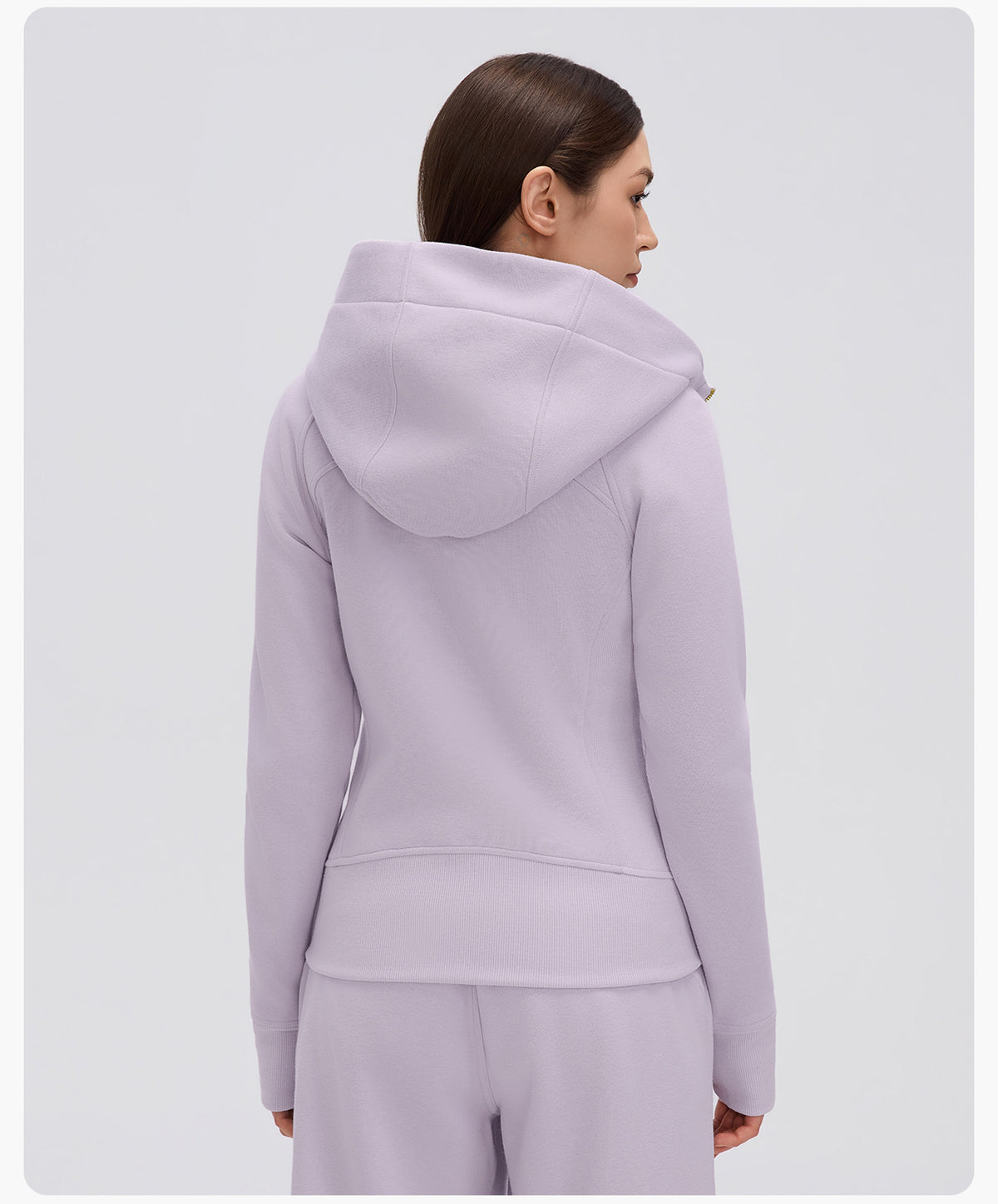 Wholesale Women’s Winter Workout Jacket D26115 | Warm Drawstring Waist Hooded Fitness Top | fouregg
