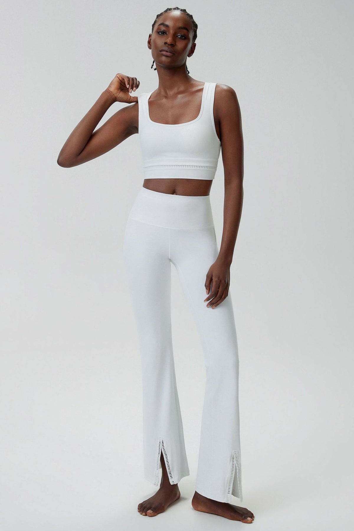 Wholesale Plus Size Women’s Flare Leggings | Bulk Slimming Running & Fitness Pants | fouregg