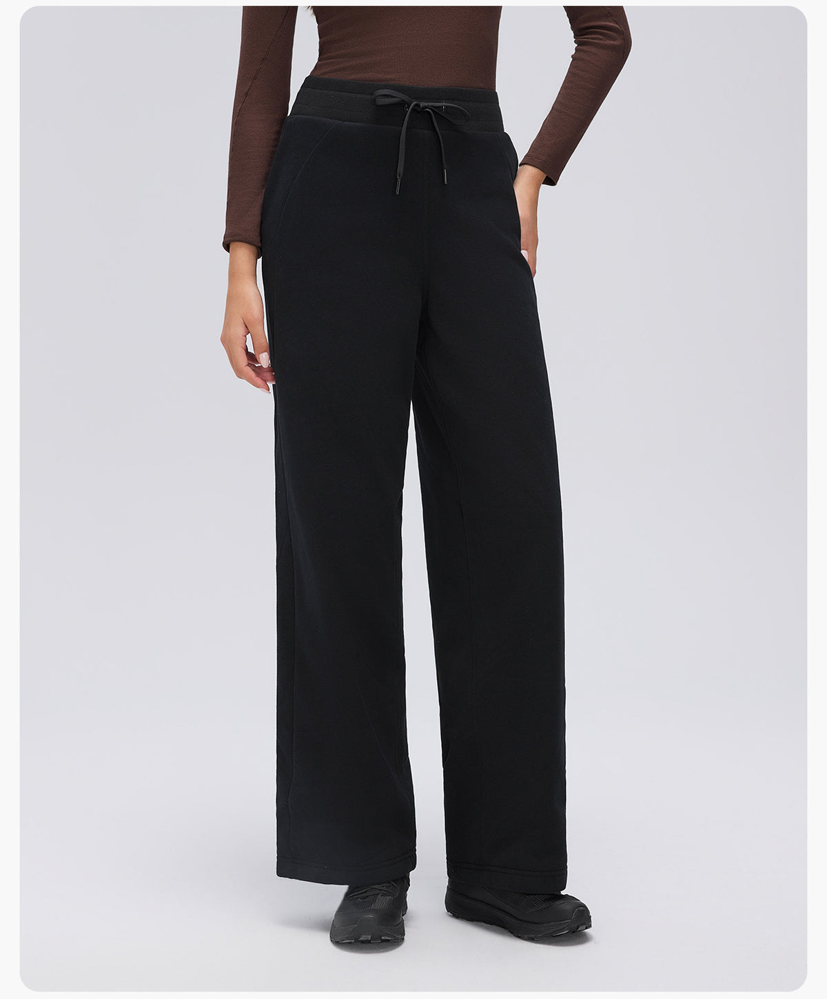Wholesale Women’s Winter Down Sweatpants D26118 | Relaxed-Fit Thermal Outdoor Trousers | fouregg