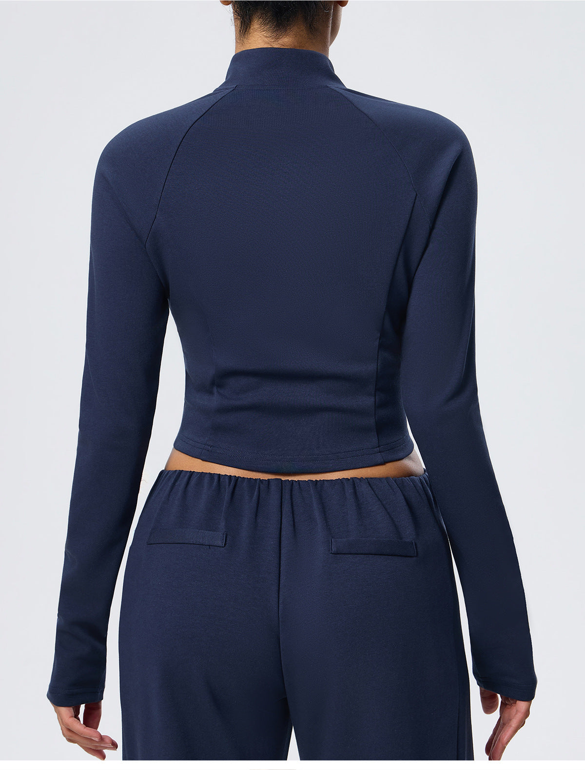 Wholesale Winter Activewear Jacket | Slim-Fit Heat-Retention Cropped Workout Top | fouregg
